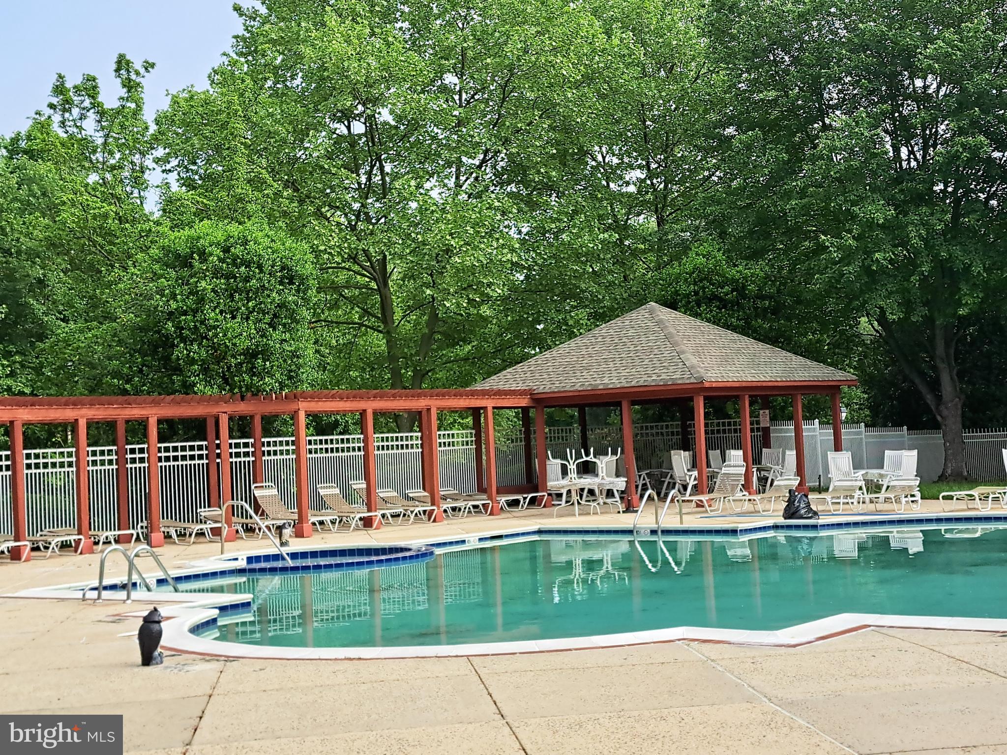 TAYLOR RIDGE CONDOMINIUMS - Residential
