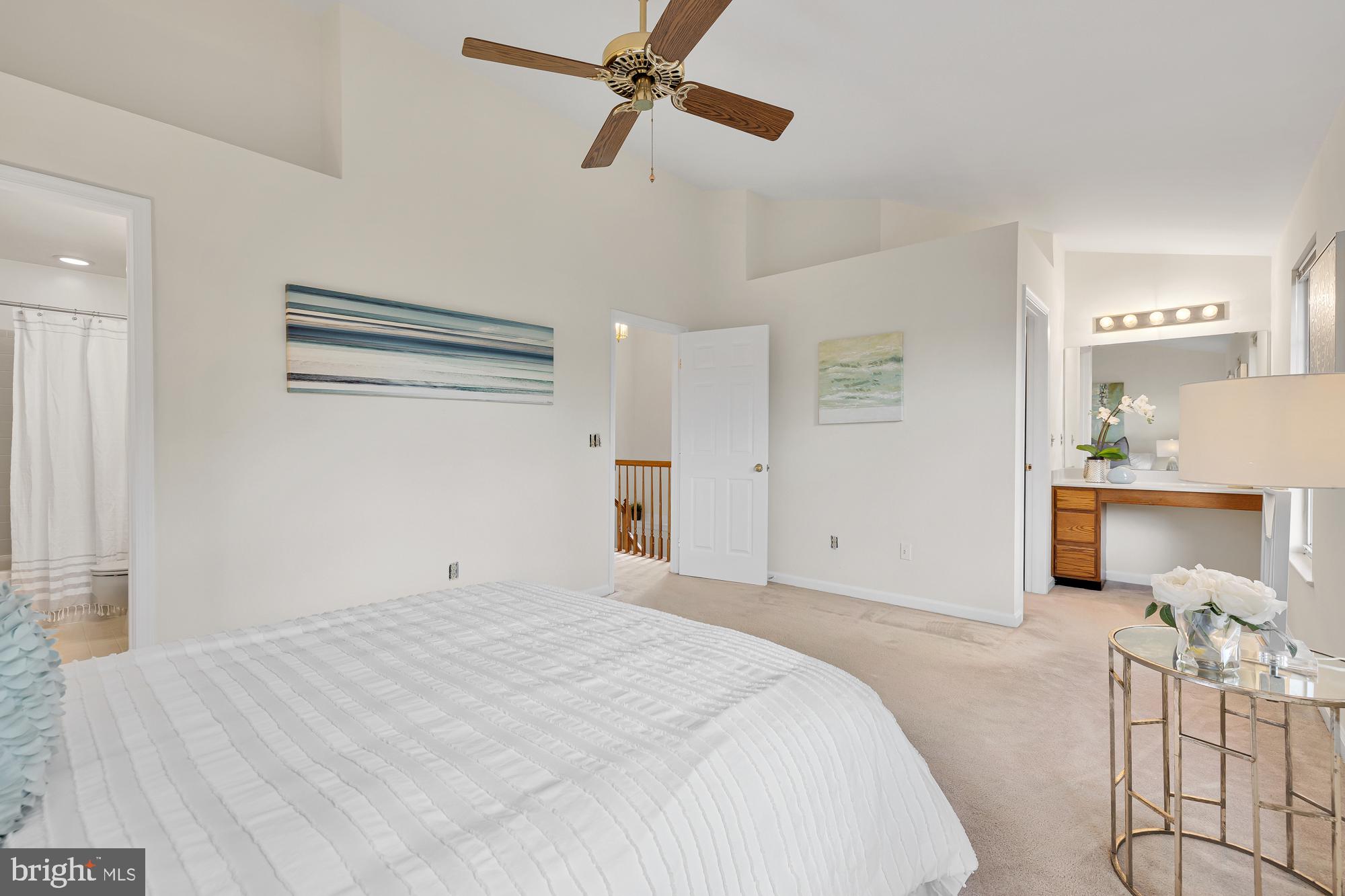 CENTRE RIDGE - Residential