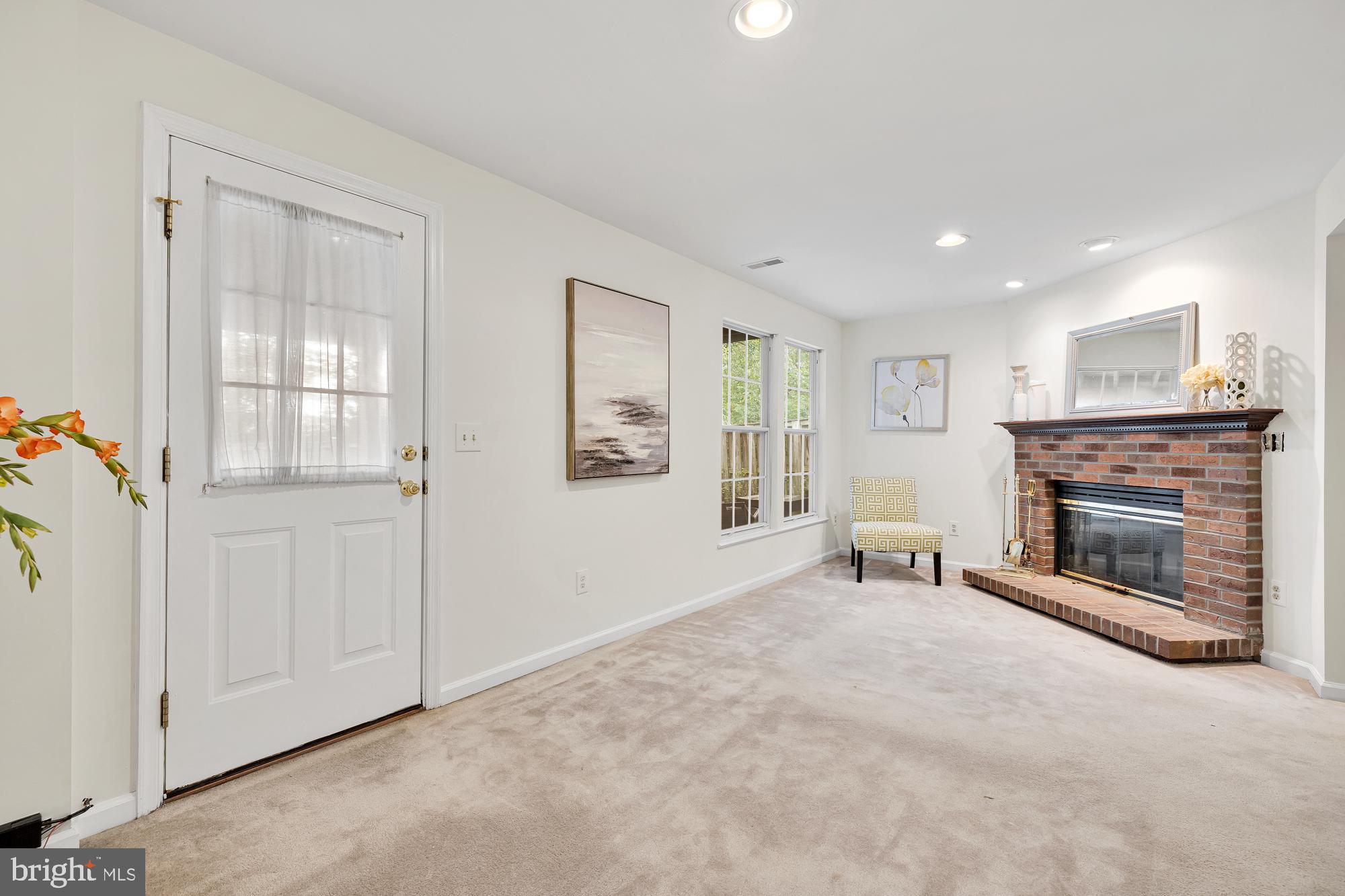 CENTRE RIDGE - Residential