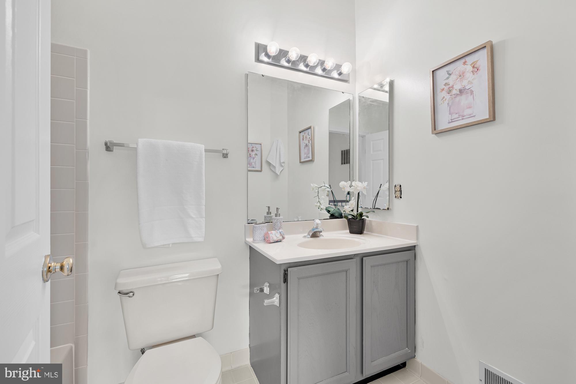 CENTRE RIDGE - Residential