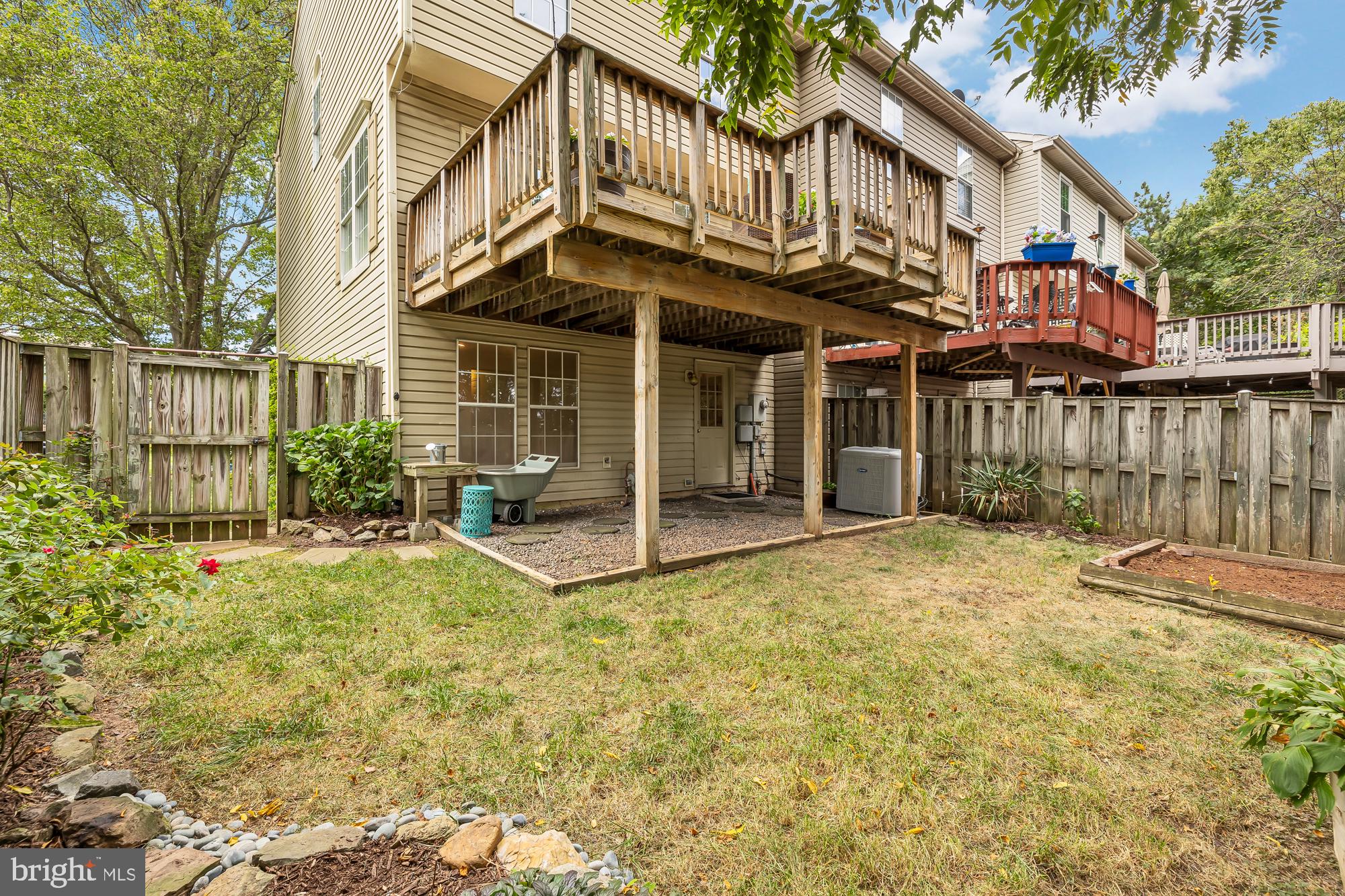 CENTRE RIDGE - Residential