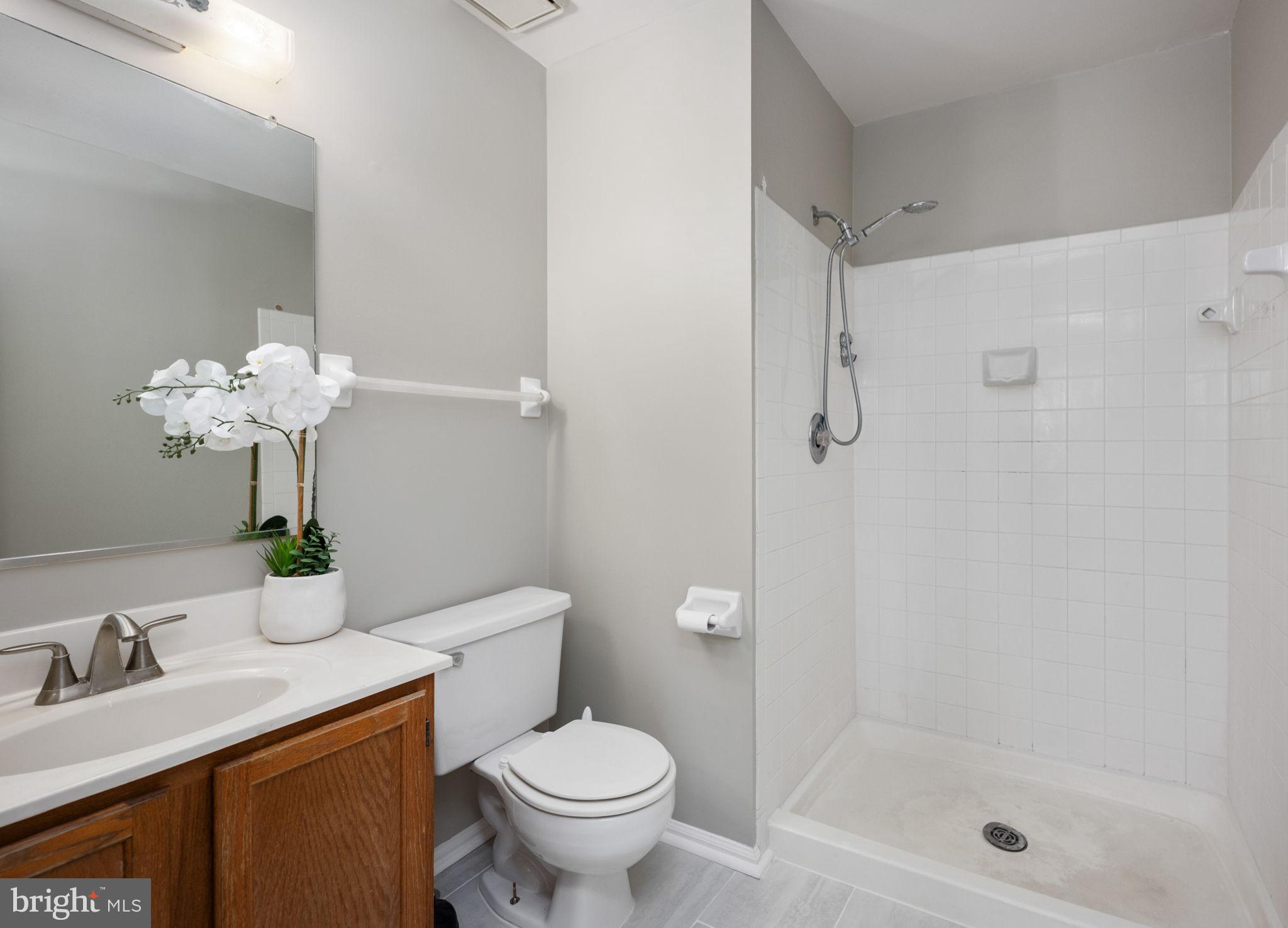 SOUTH COVE - Residential