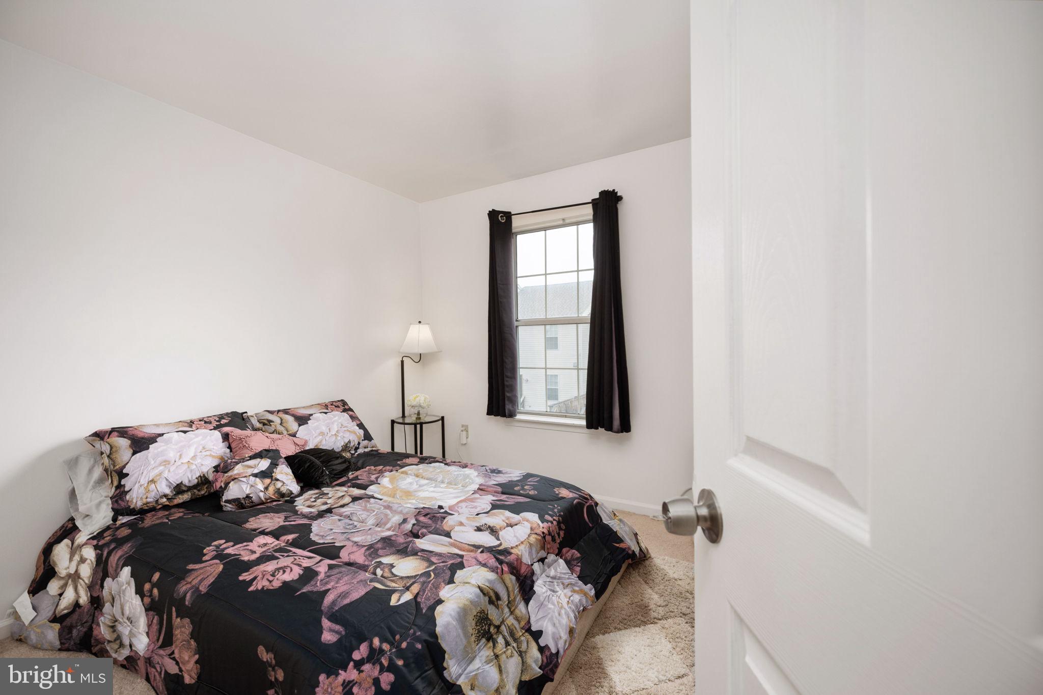 SOUTH COVE - Residential