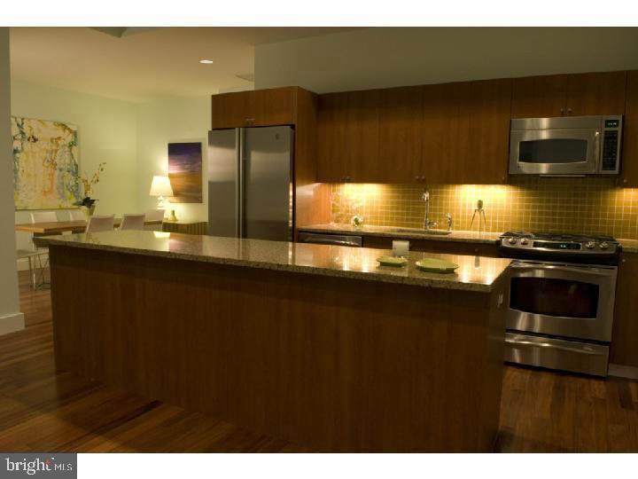 1101 LOCUST STREET 00 9C