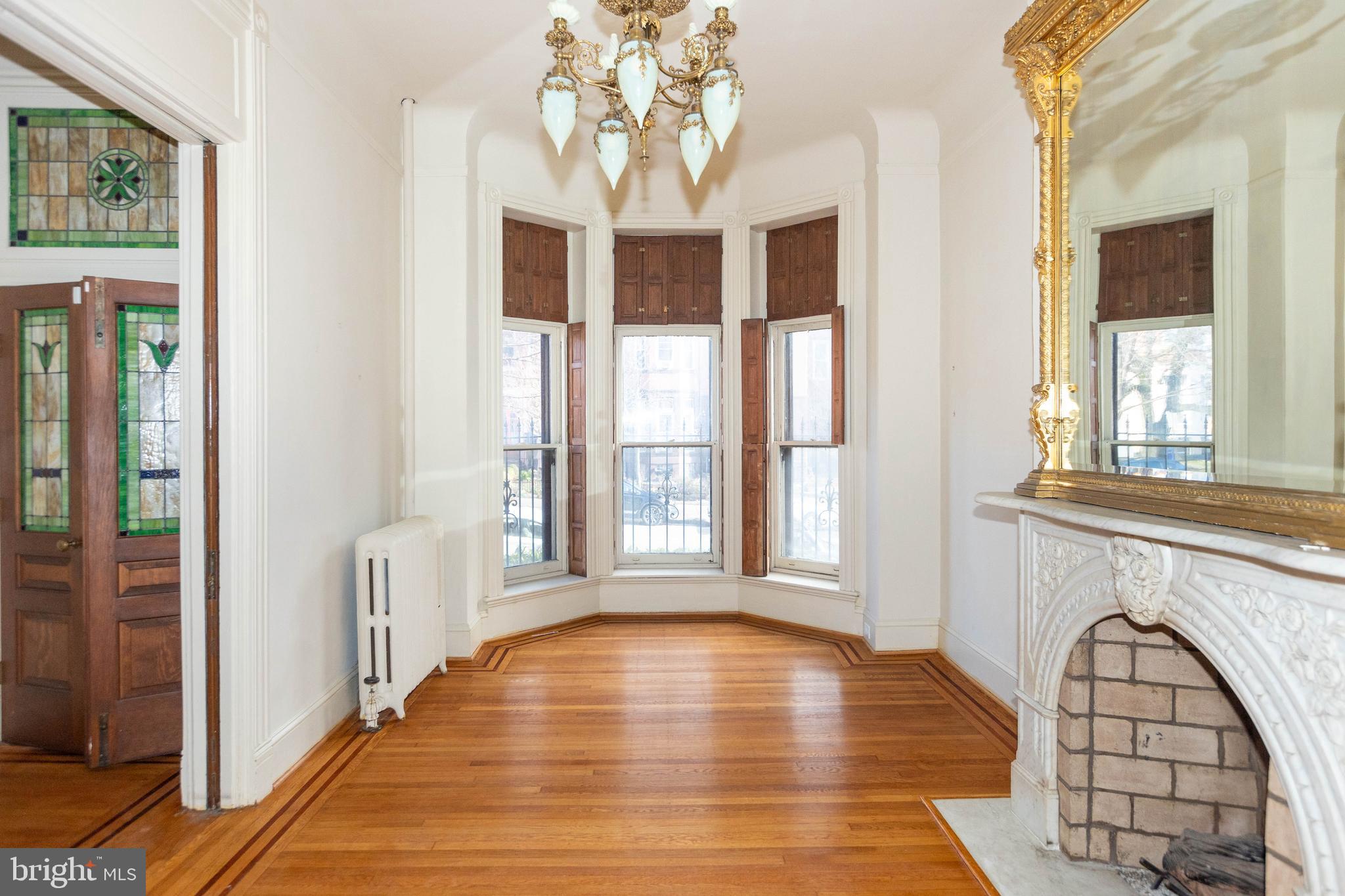 2738 SAINT PAUL STREET