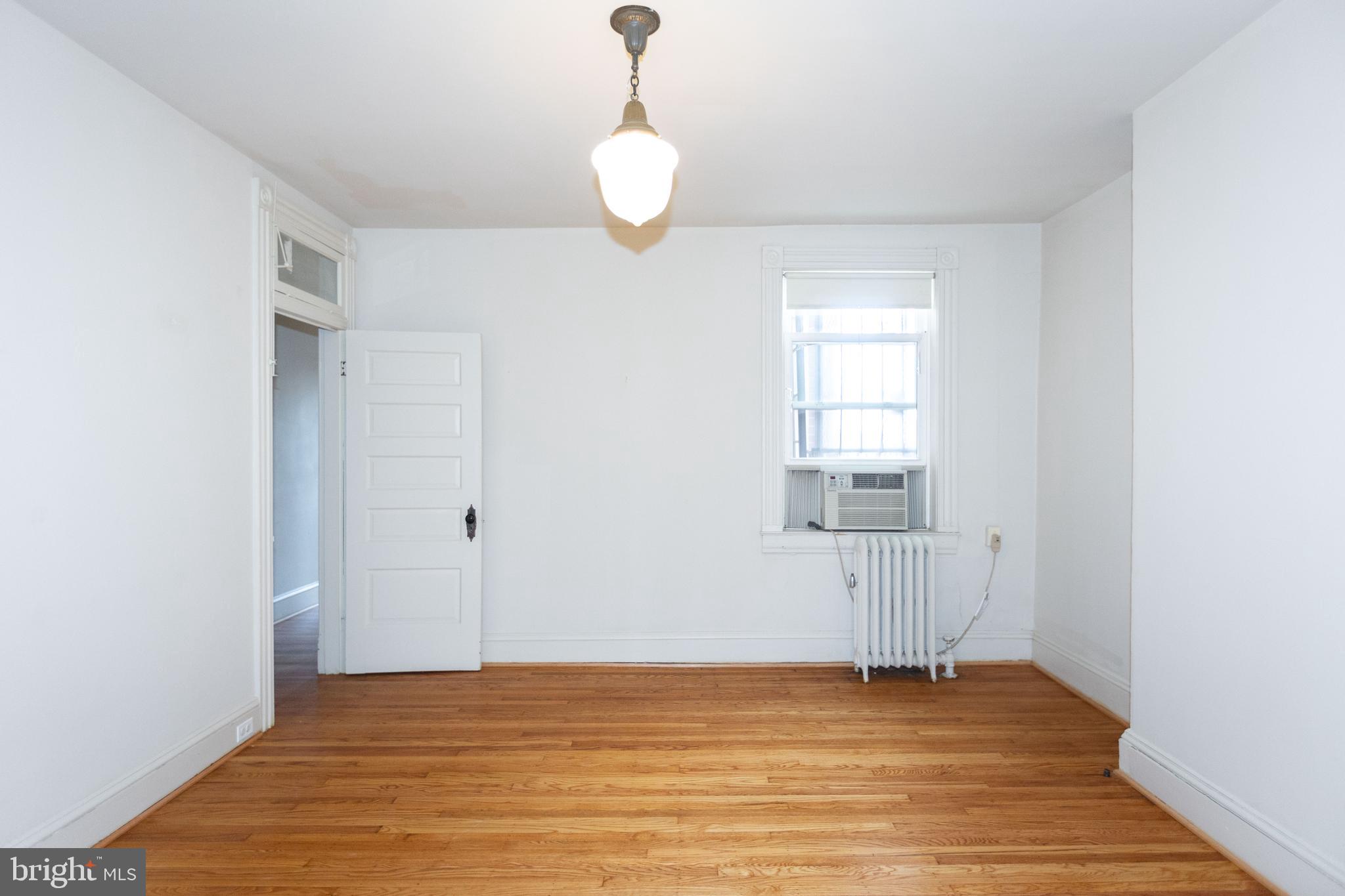 CHARLES VILLAGE - Residential