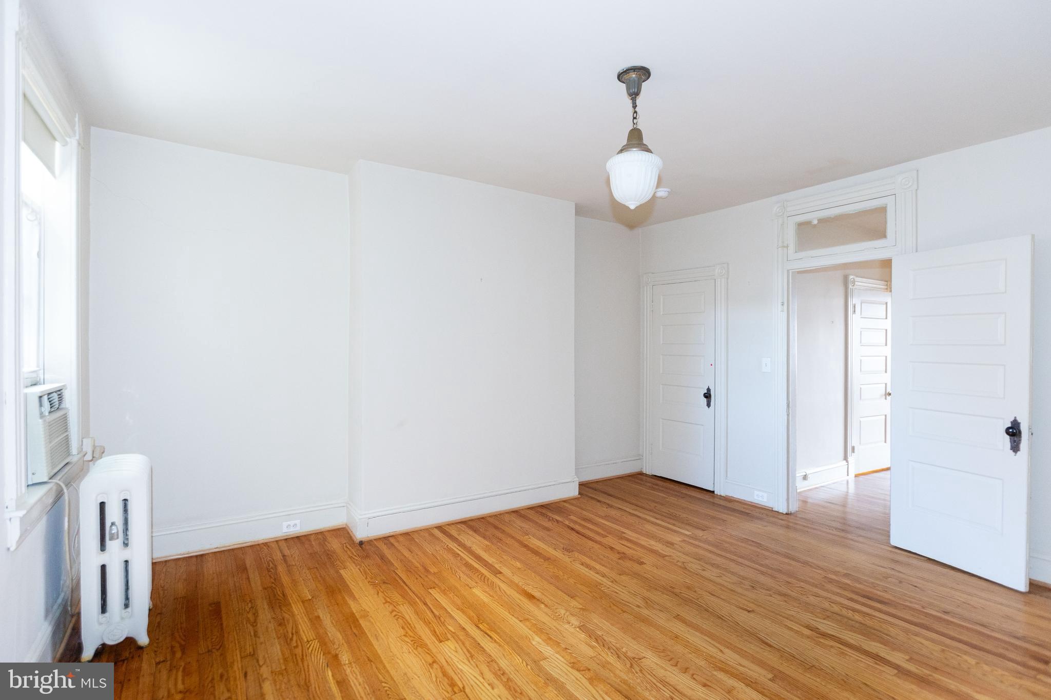 CHARLES VILLAGE - Residential