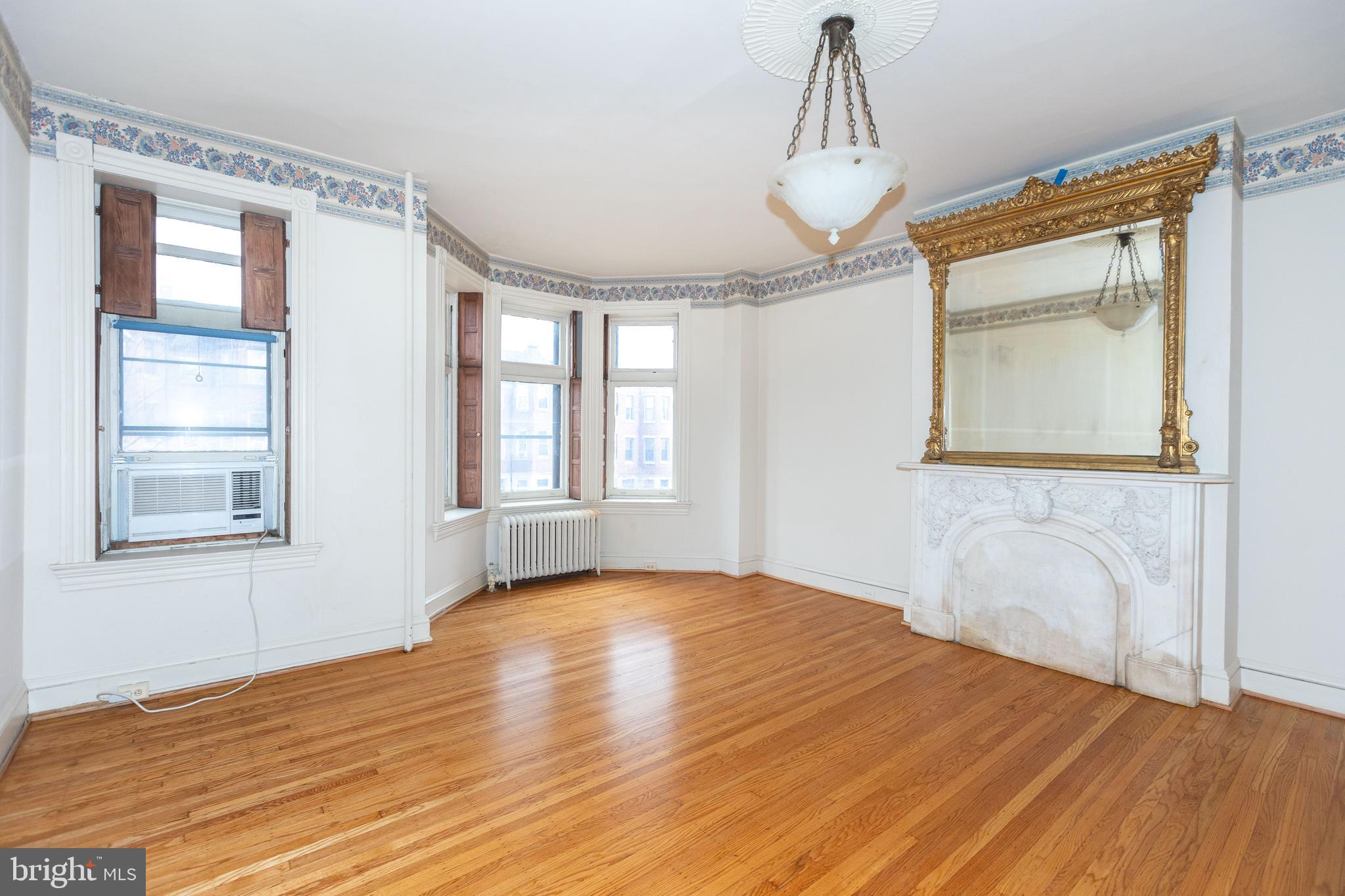 CHARLES VILLAGE - Residential