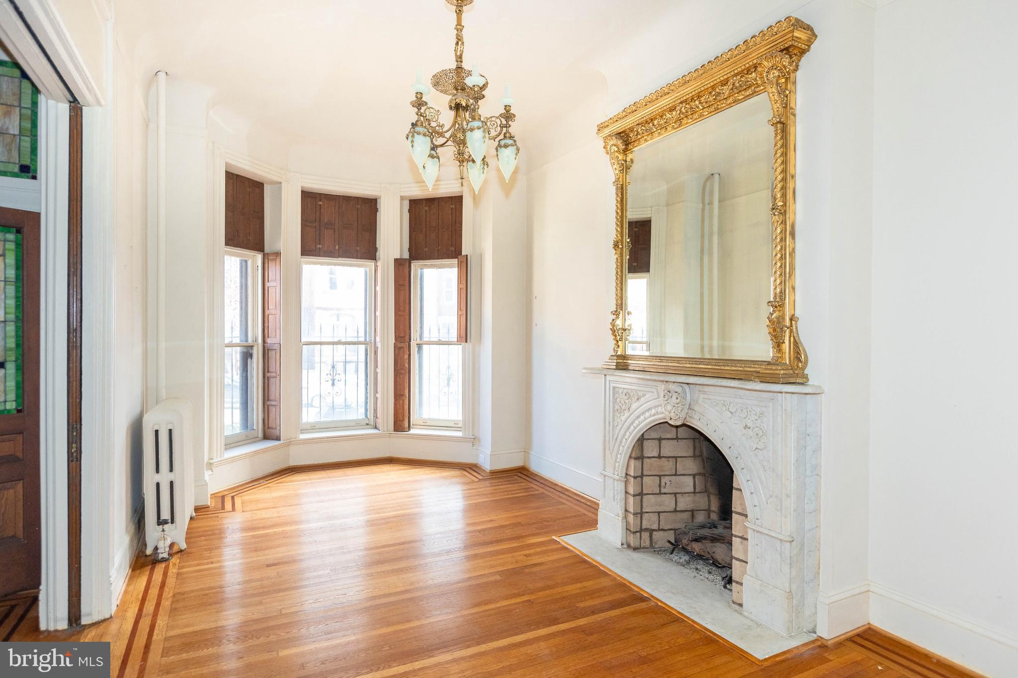 CHARLES VILLAGE - Residential