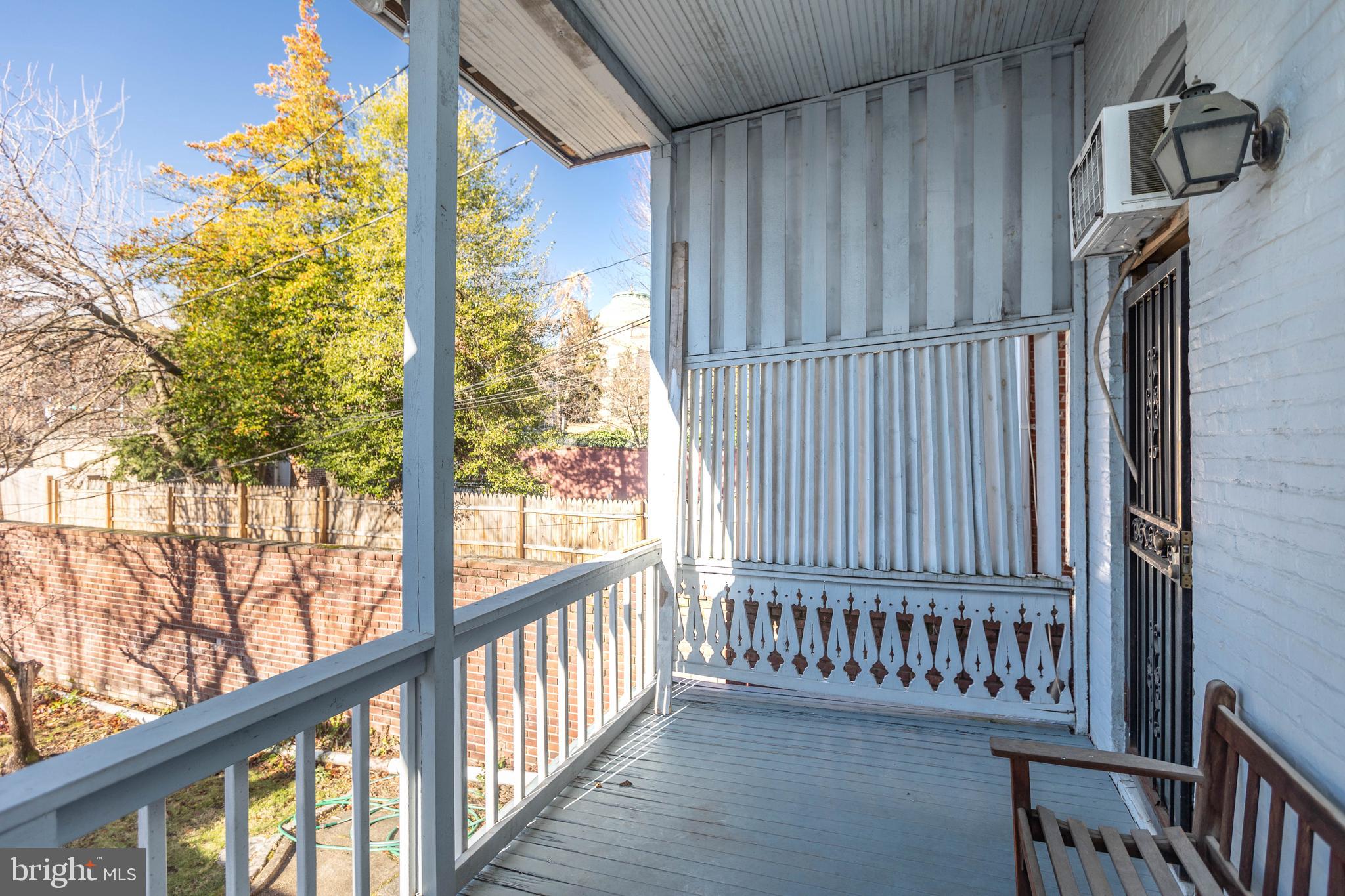 CHARLES VILLAGE - Residential