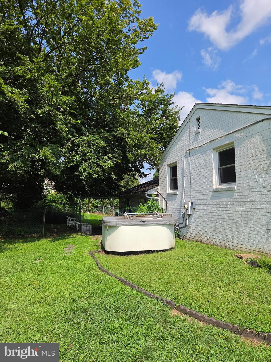 2064 VALLEY ROAD