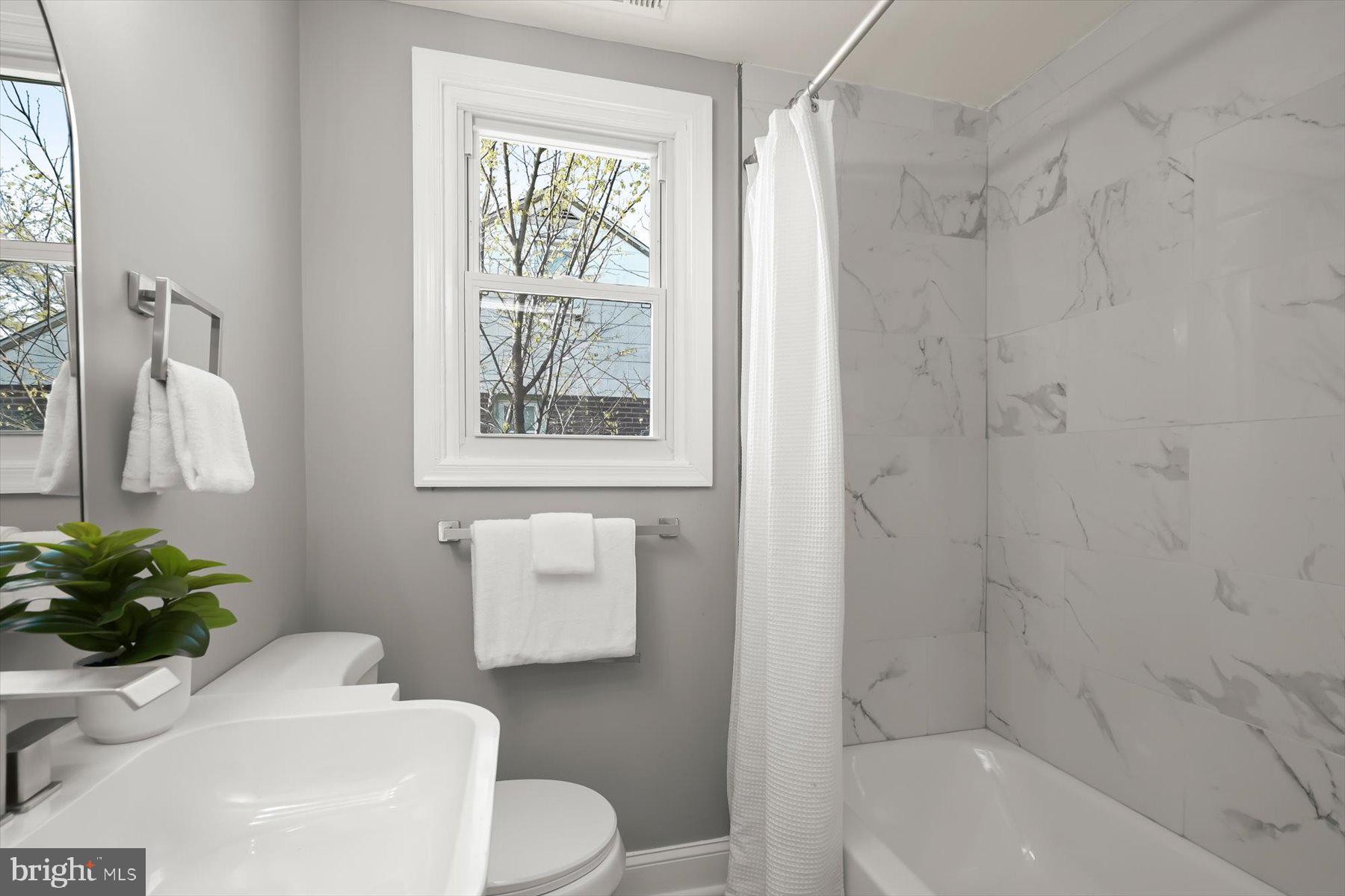 WES THILLS - Residential