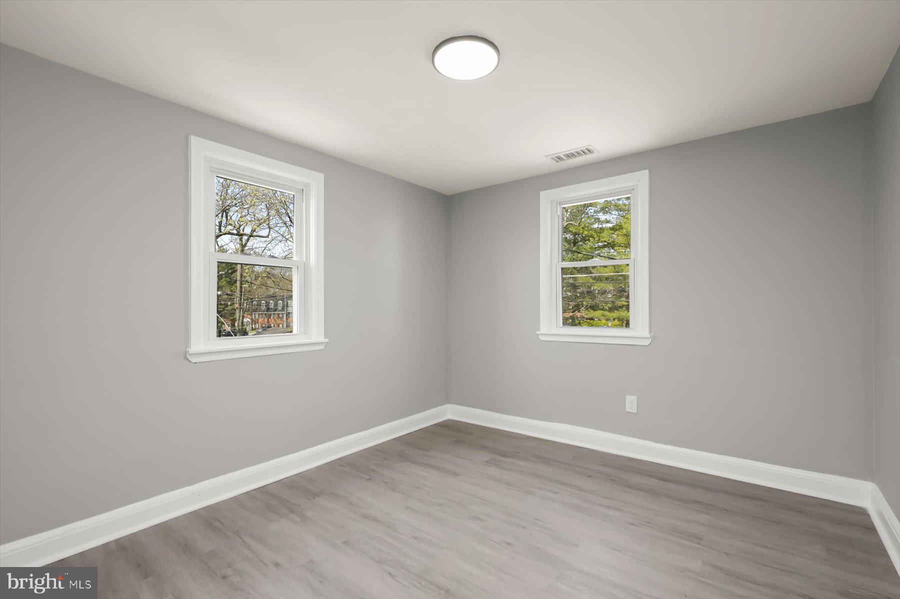 WES THILLS - Residential