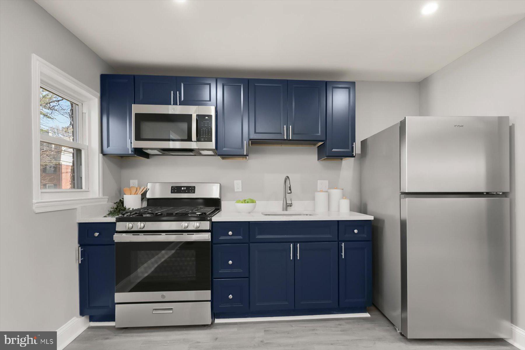 WES THILLS - Residential