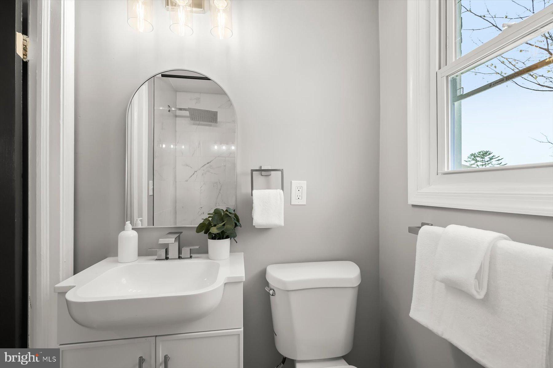 WES THILLS - Residential