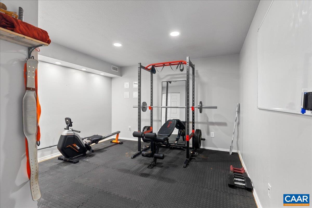 AMHERST PLANTATION - Residential