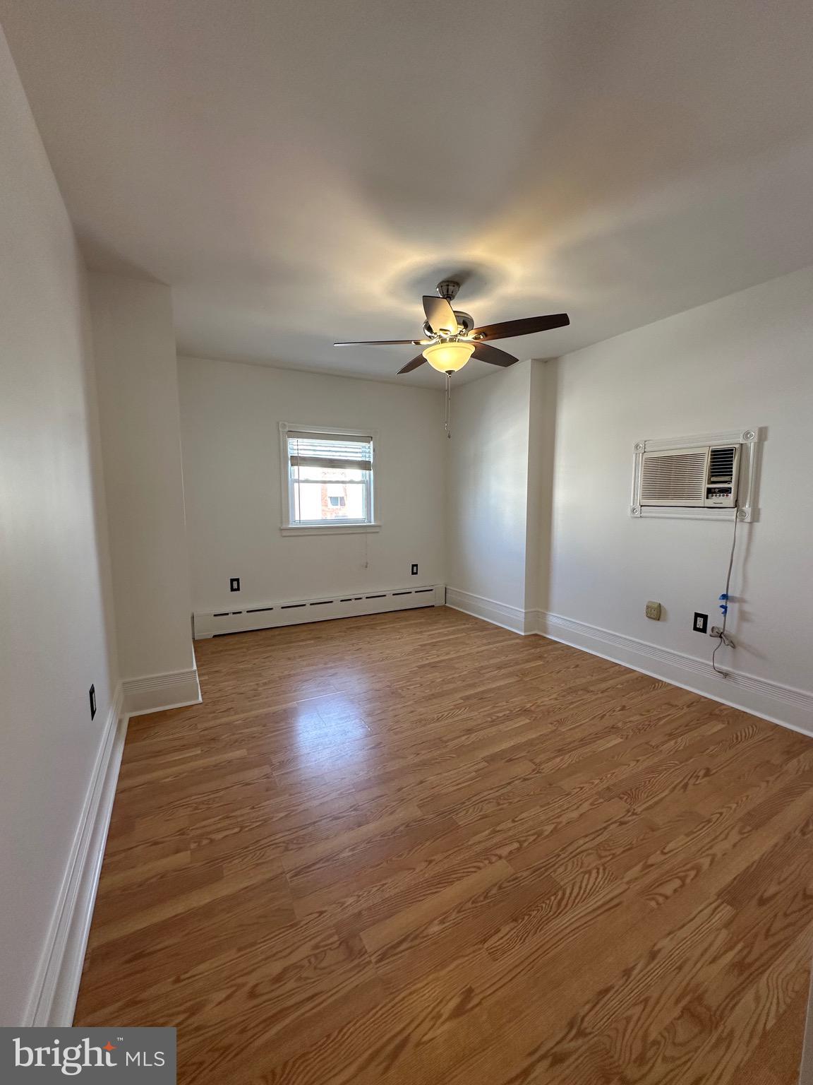 LOWER MOYAMENSING - Residential