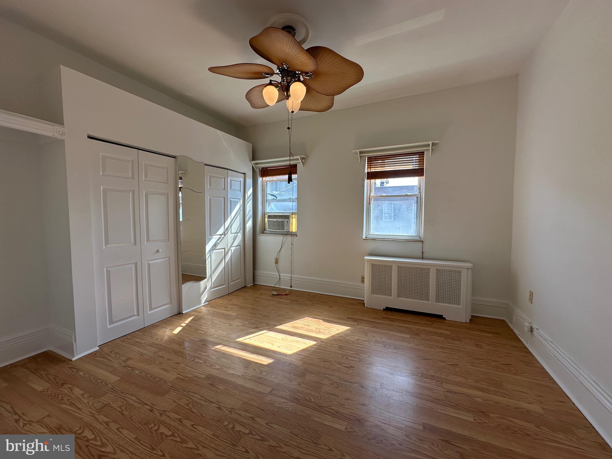 LOWER MOYAMENSING - Residential