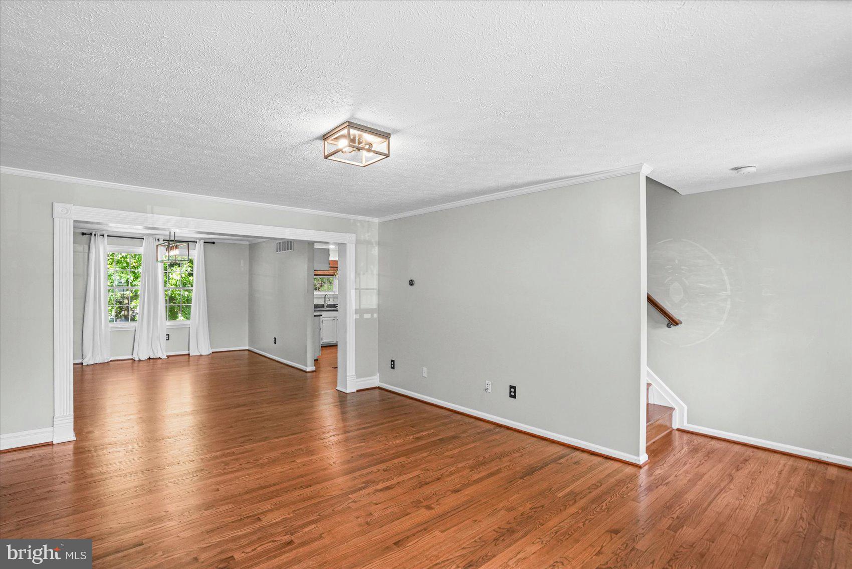 1227 SEDGE COURT