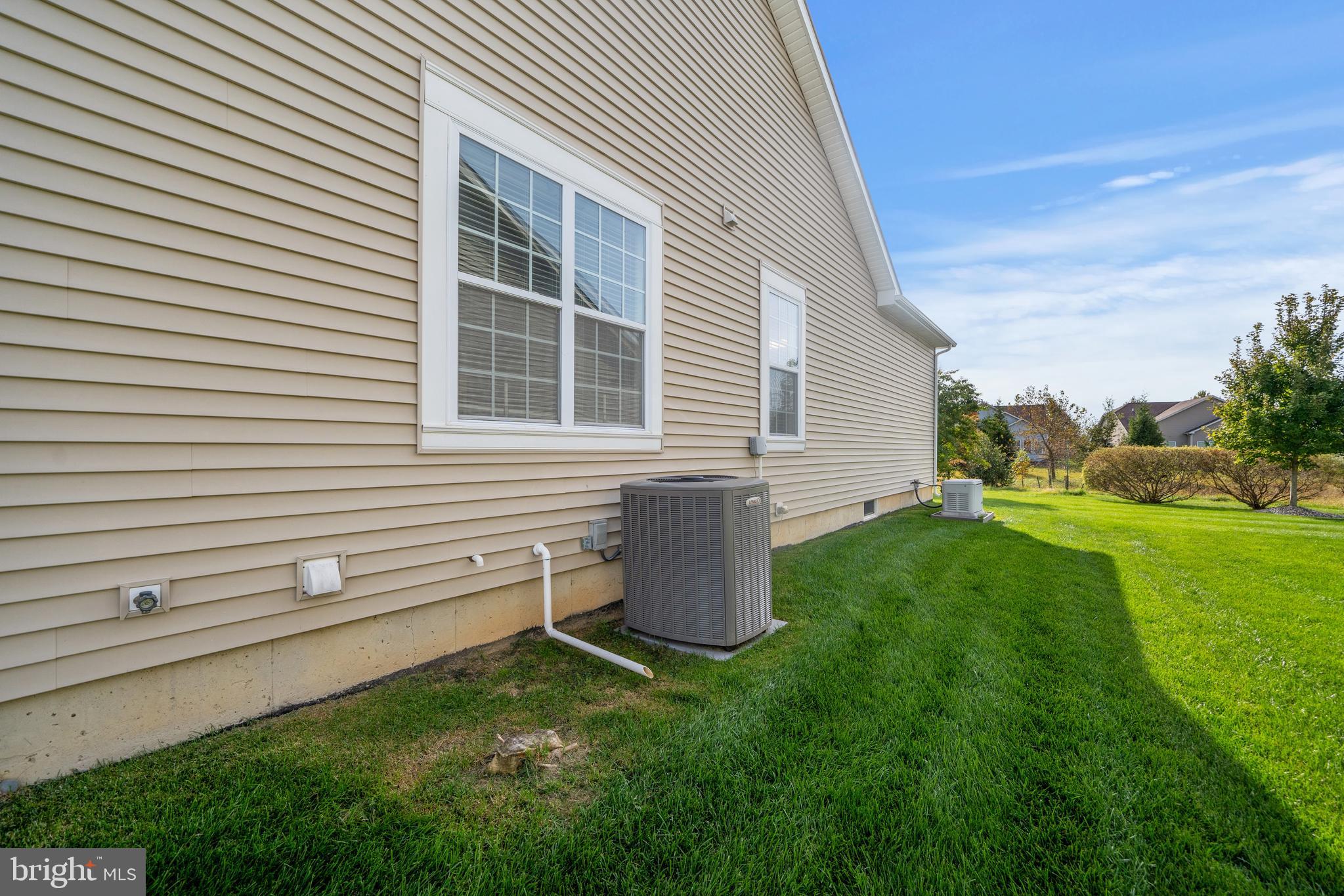 VILLAGE OF BAYBERRY - Residential