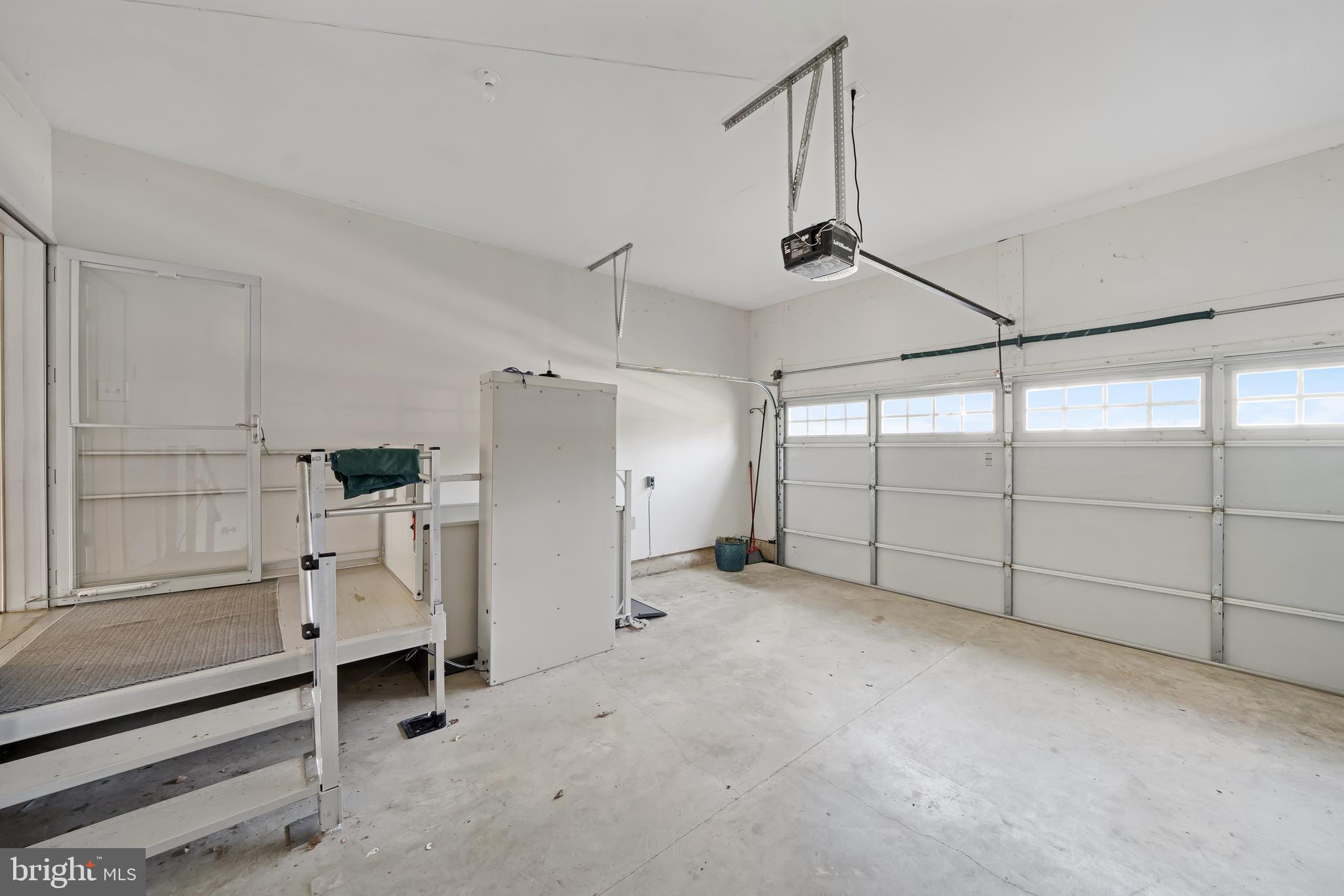 VILLAGE OF BAYBERRY - Residential