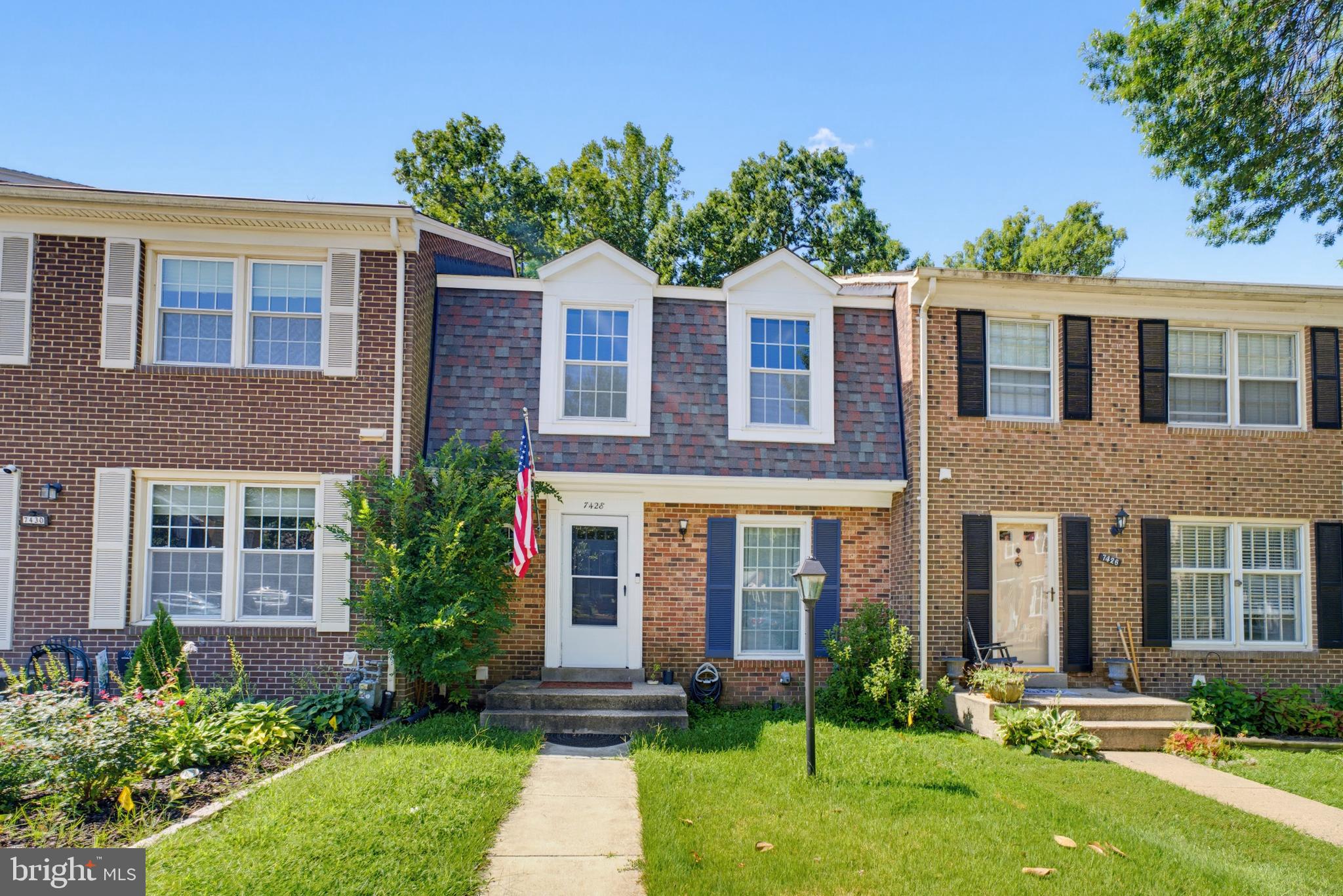 7428 ERSKA WOODS COURT