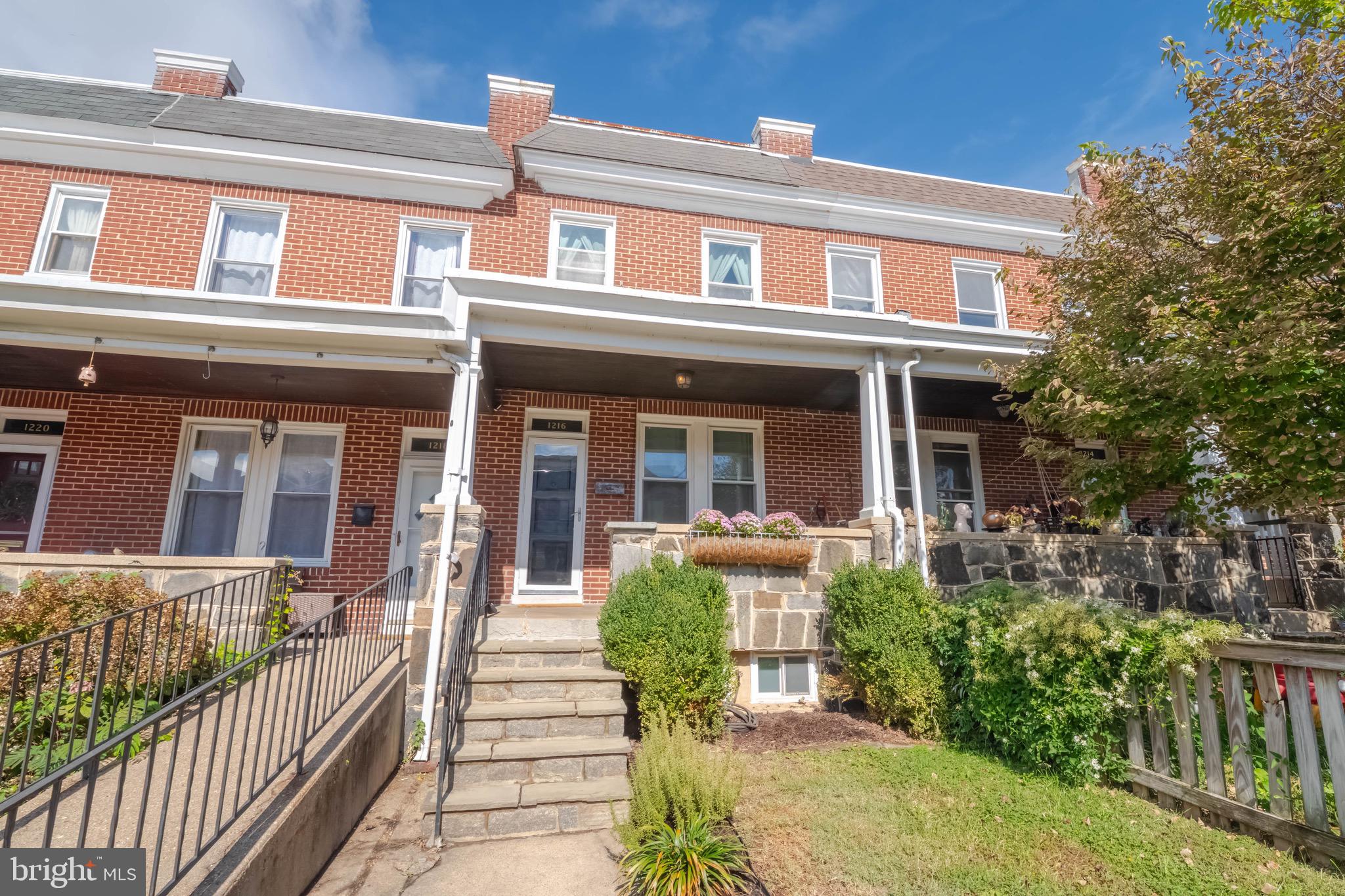 HAMPDEN HISTORIC DISTRICT - Residential