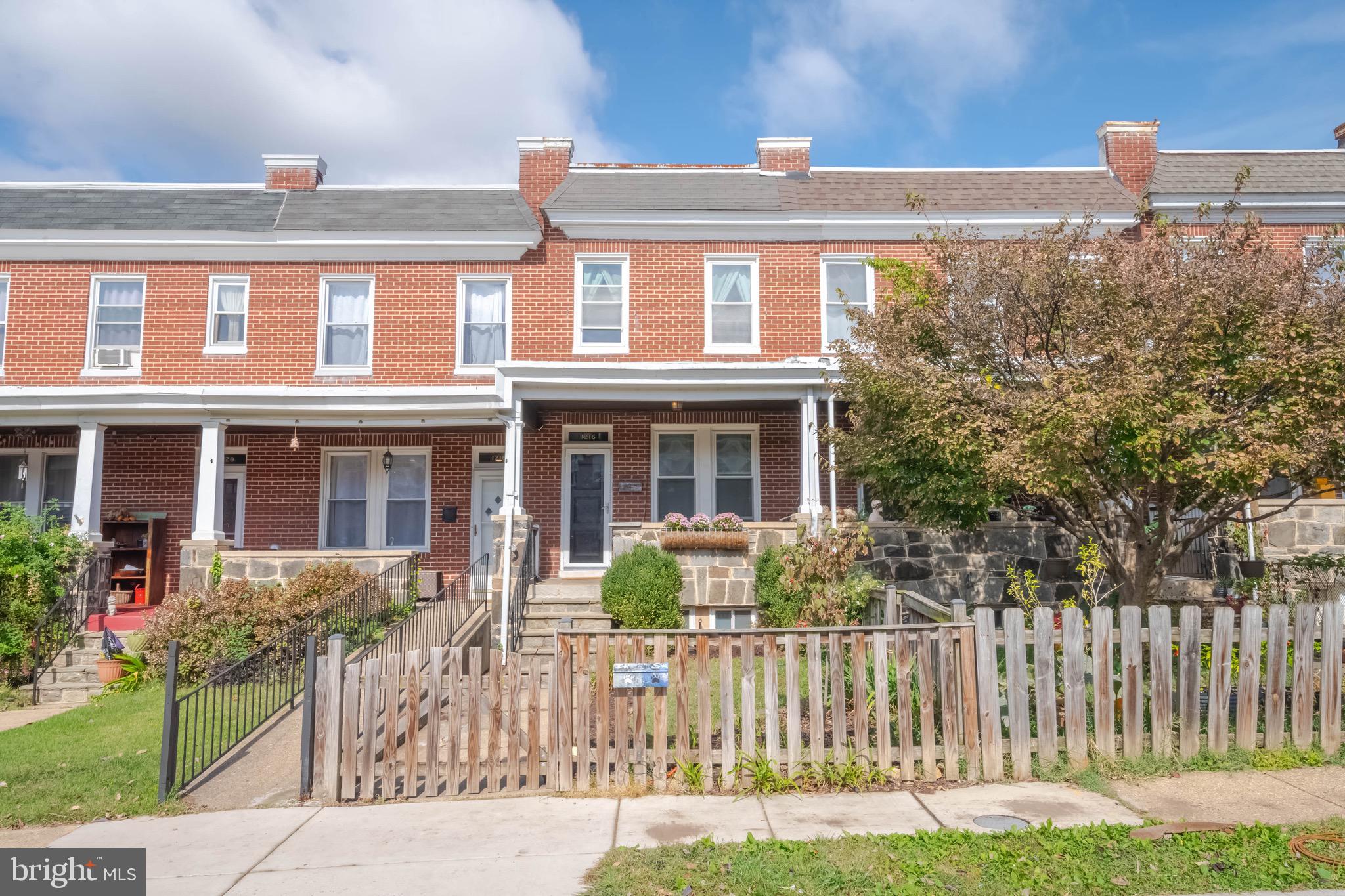HAMPDEN HISTORIC DISTRICT - Residential