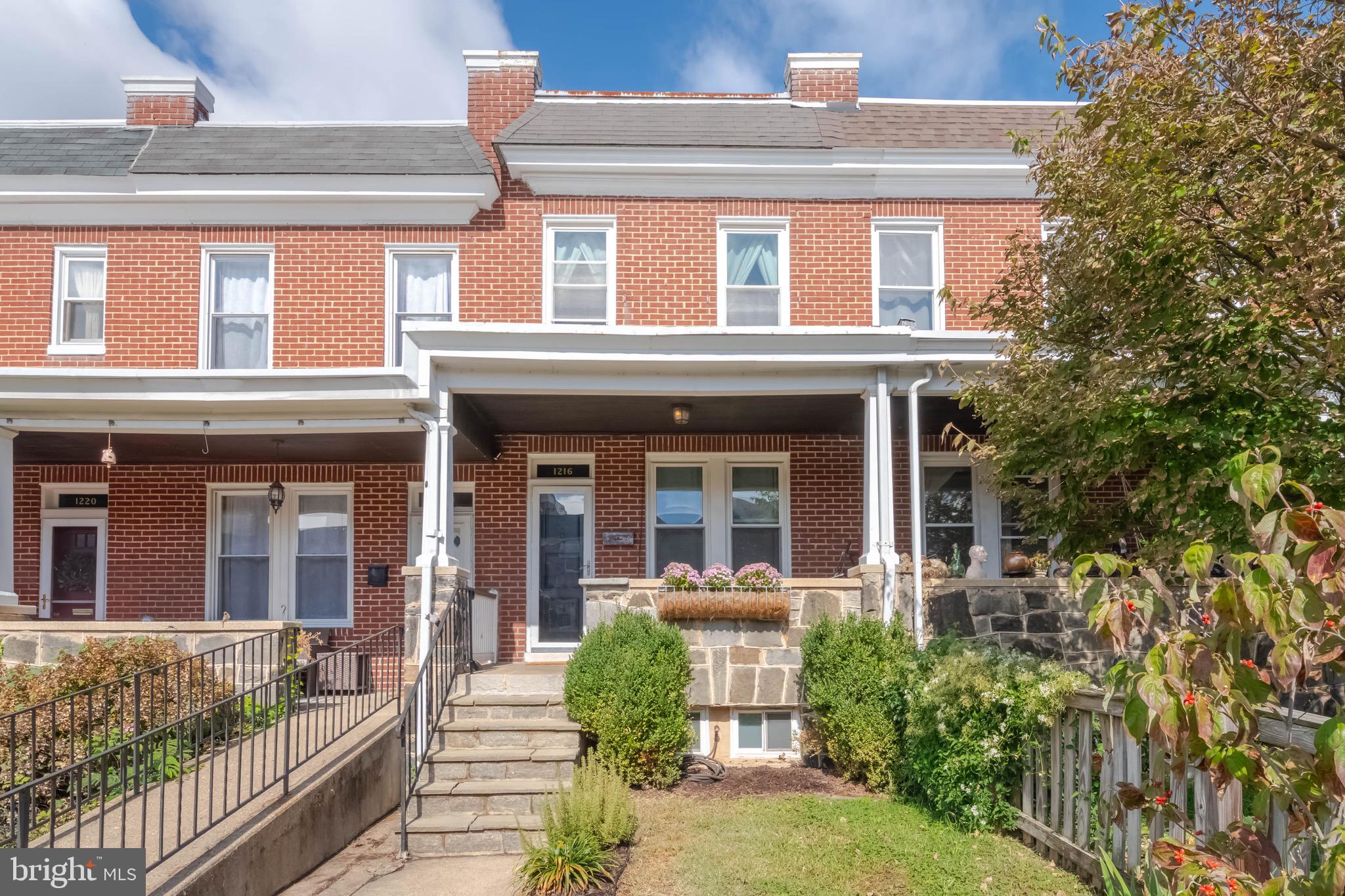 HAMPDEN HISTORIC DISTRICT - Residential