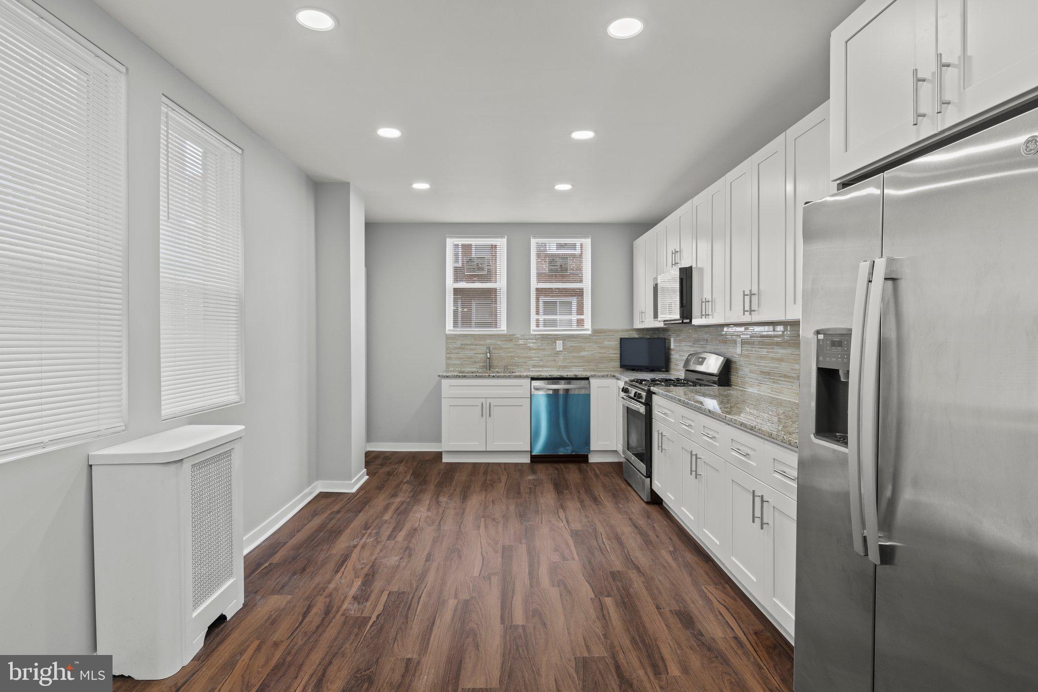 WEST OAK LANE - Residential