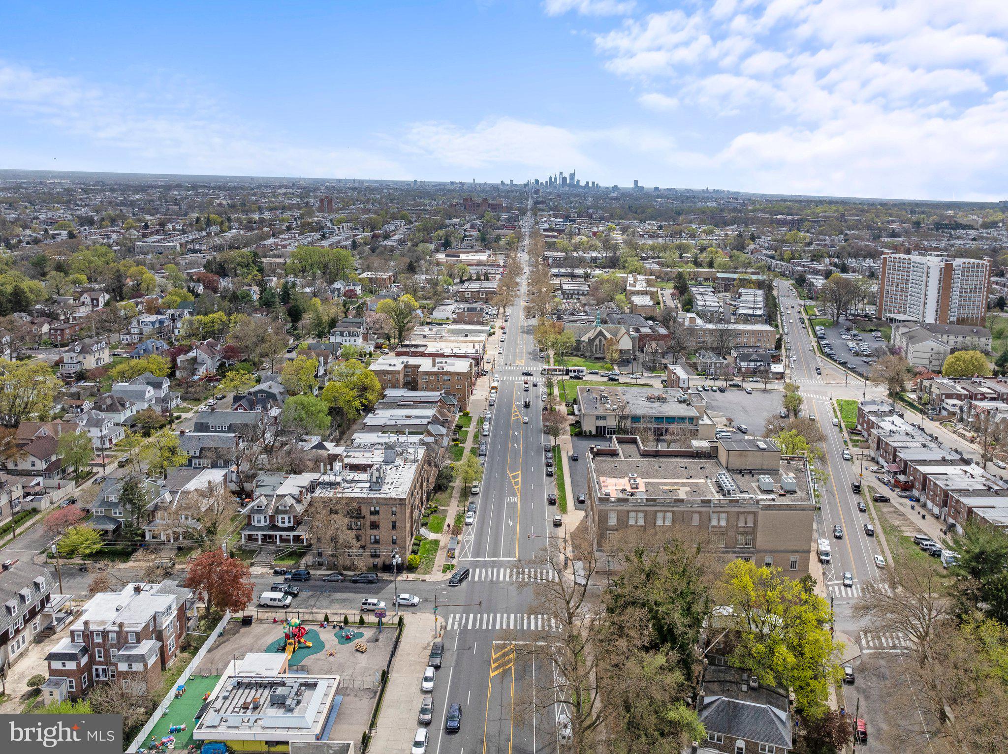 WEST OAK LANE - Residential