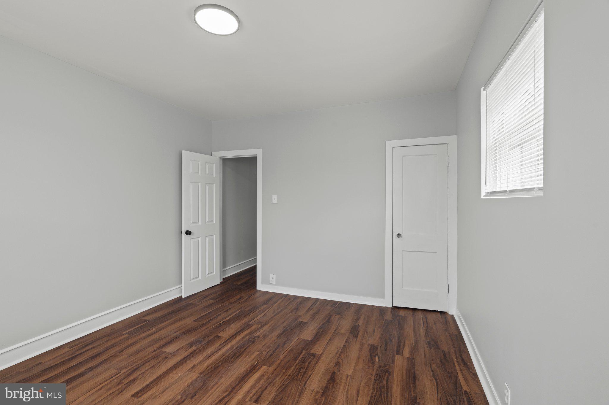 WEST OAK LANE - Residential