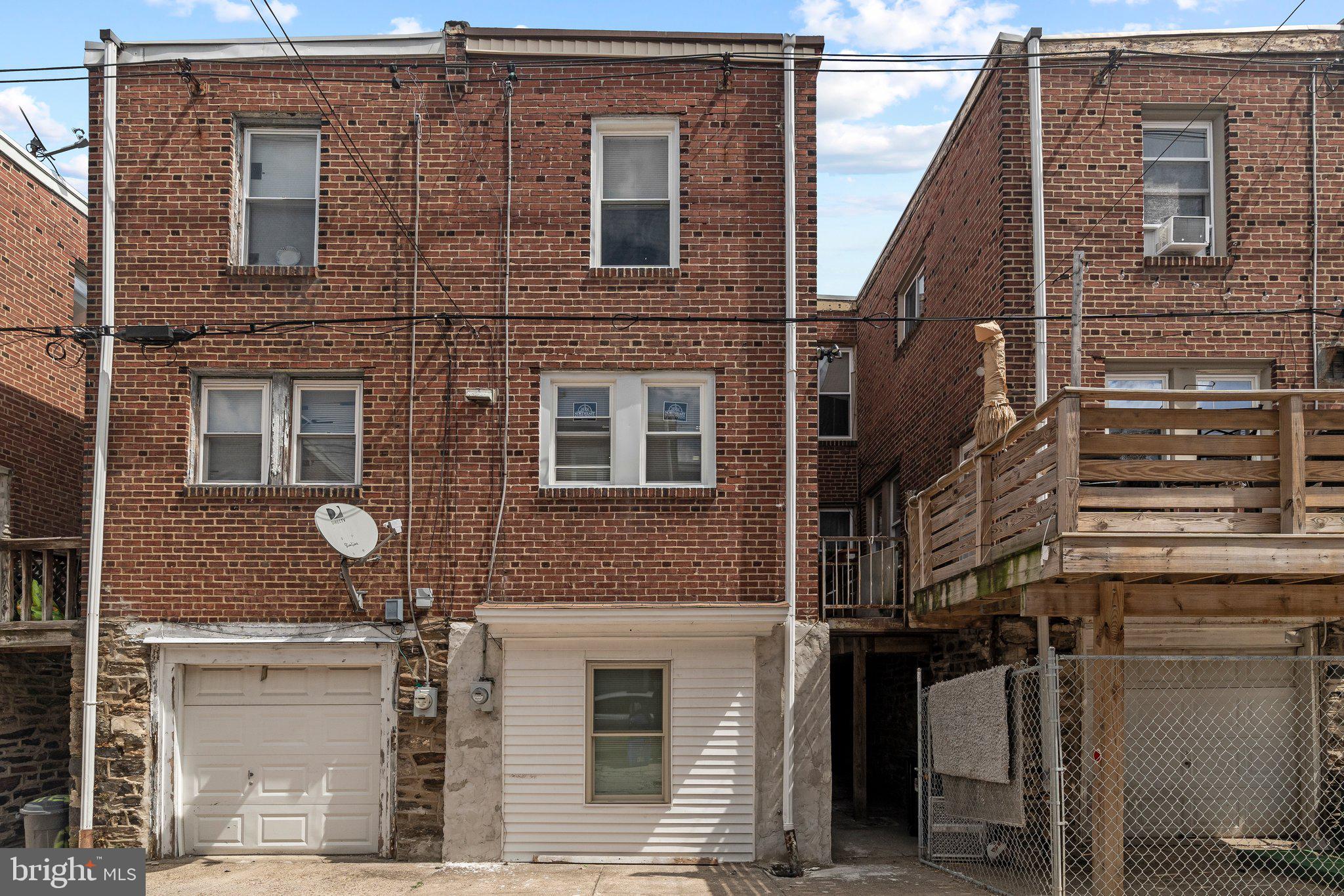 WEST OAK LANE - Residential