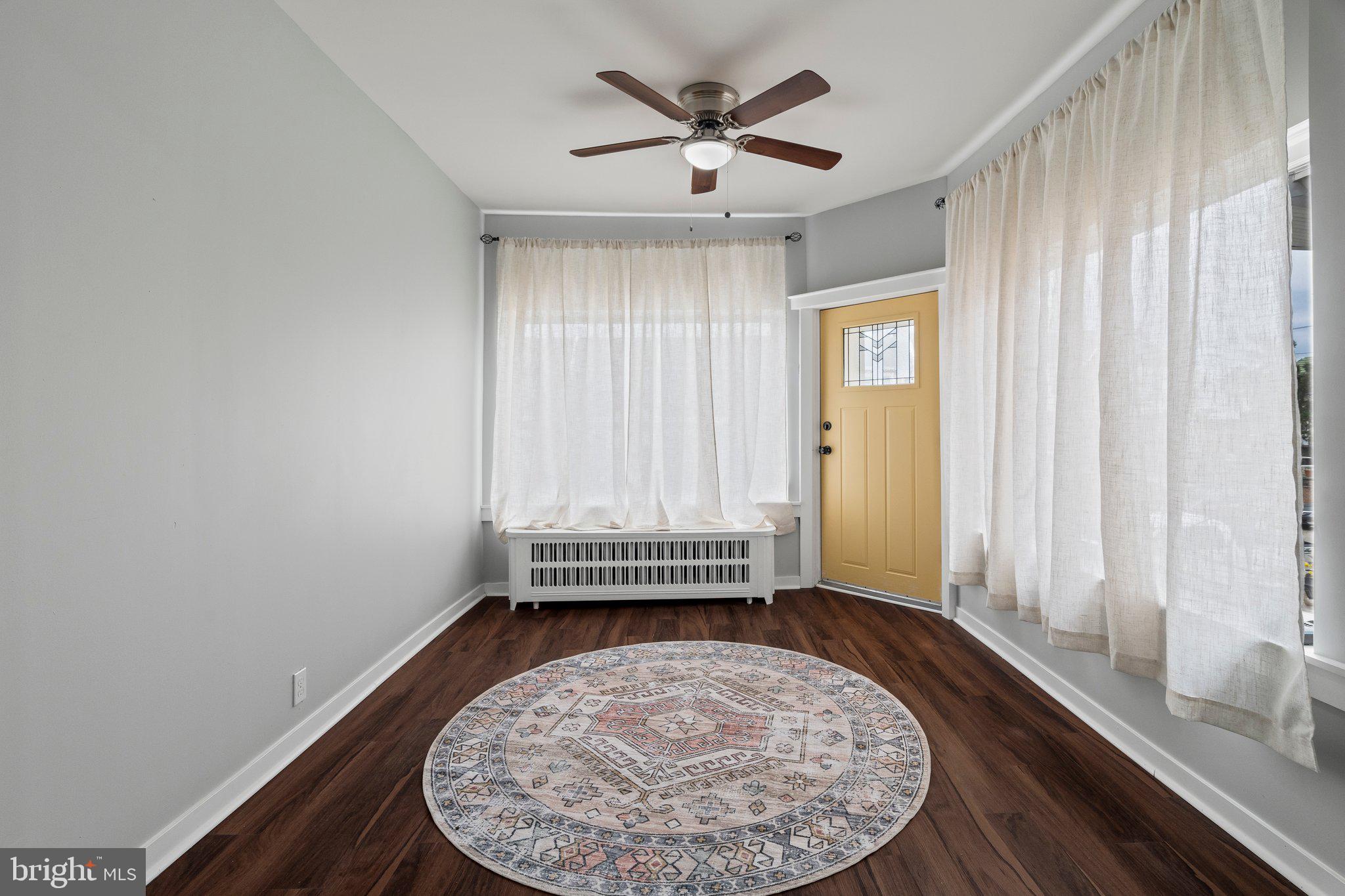 WEST OAK LANE - Residential