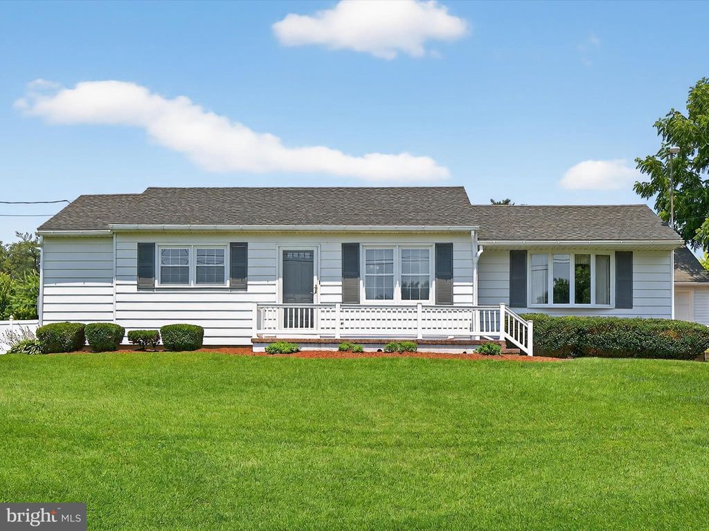 Photo of 46 Leven Road, GORDONVILLE, PA 17529 (MLS # PALA2073022)