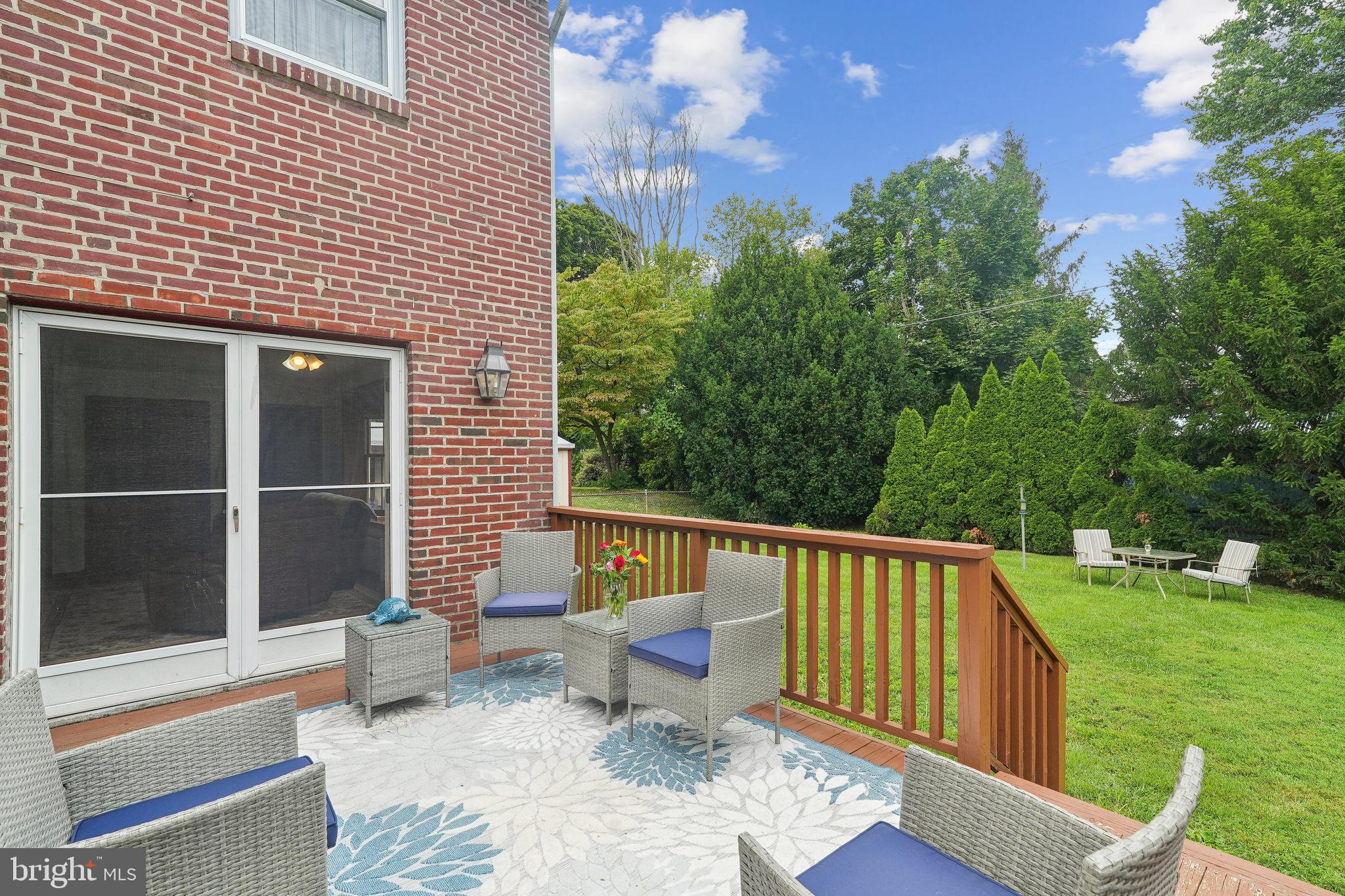 ROWLAND PARK - Residential