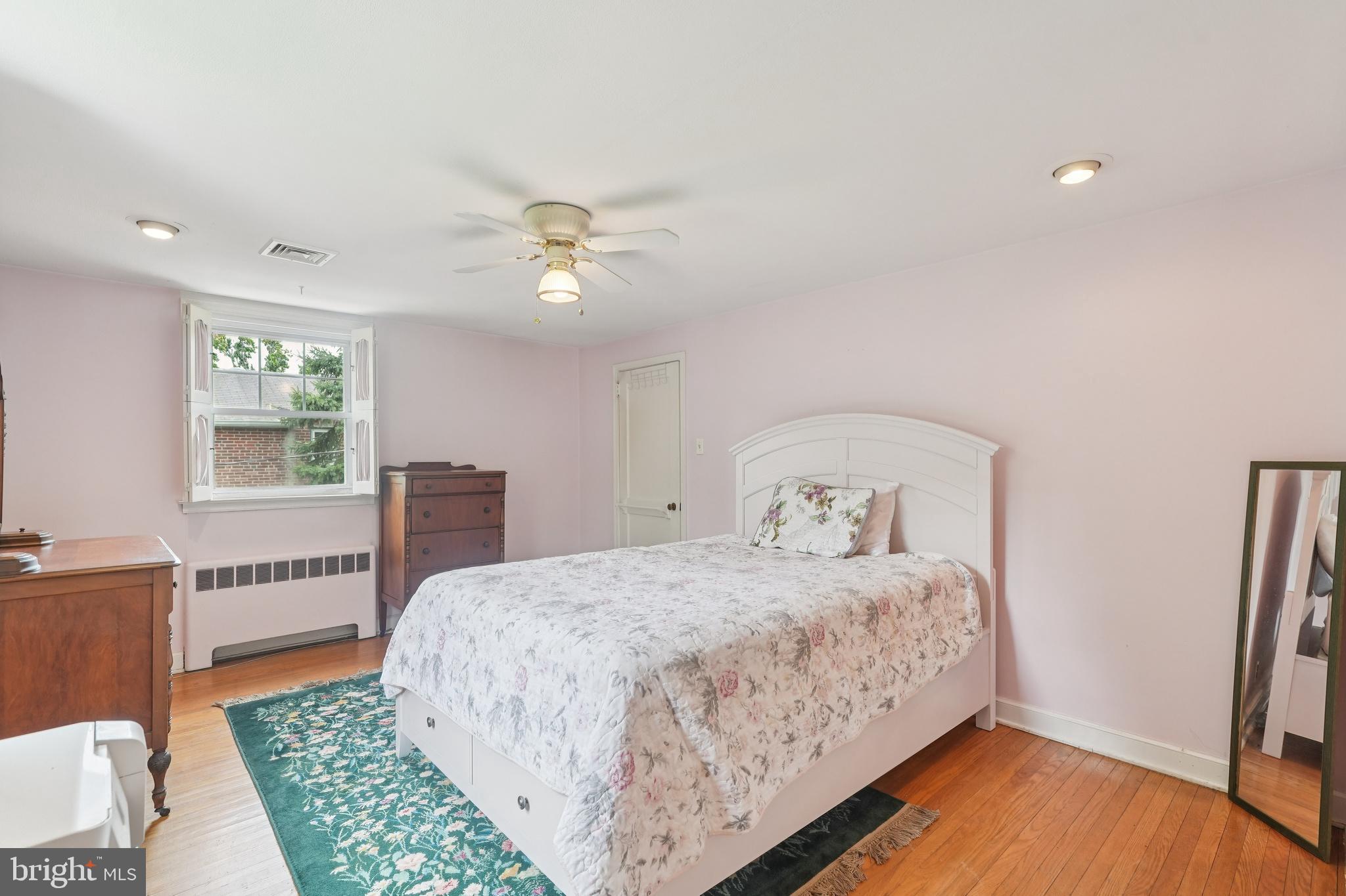 ROWLAND PARK - Residential