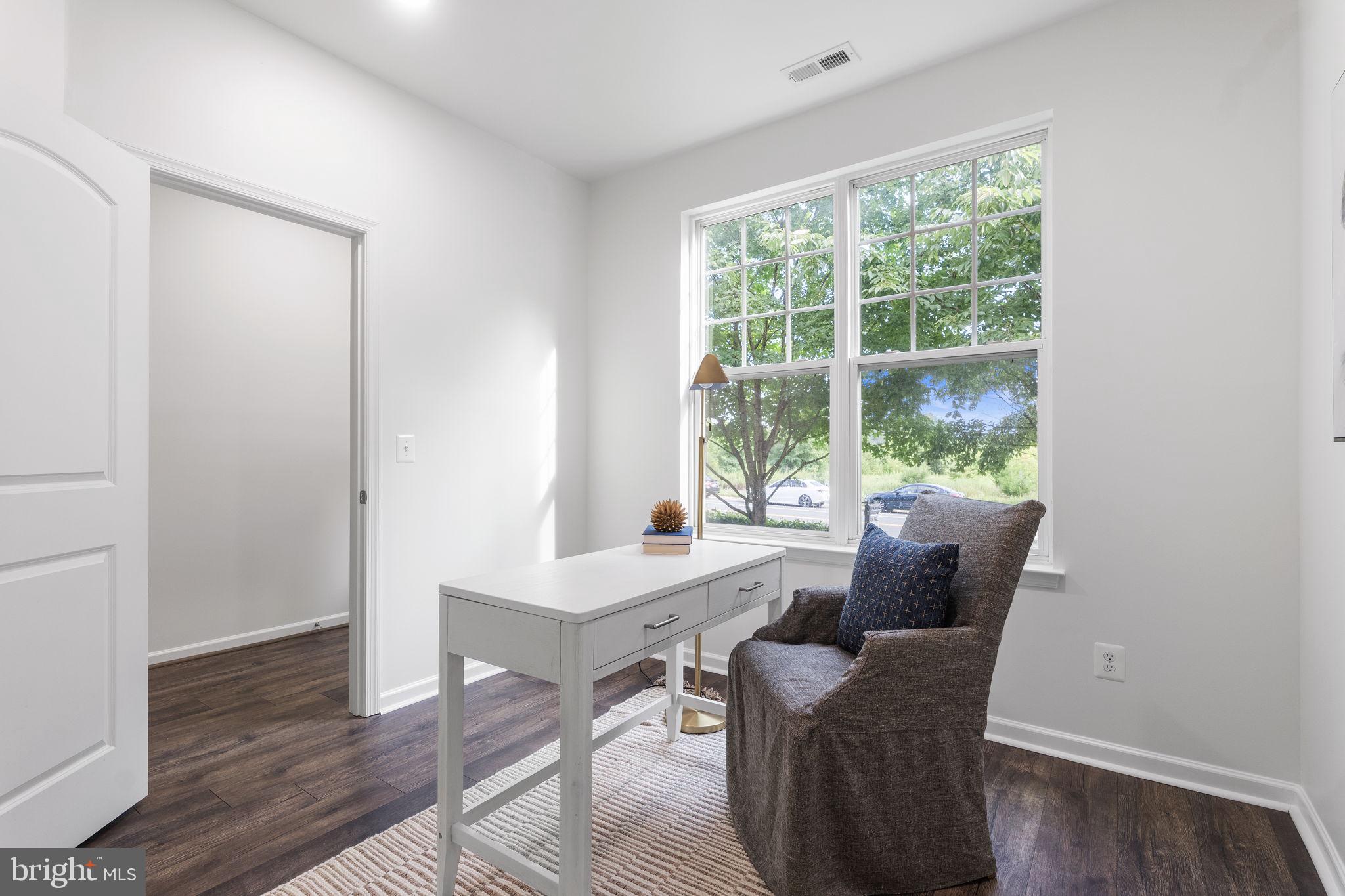 43915 EASTGATE VIEW DRIVE