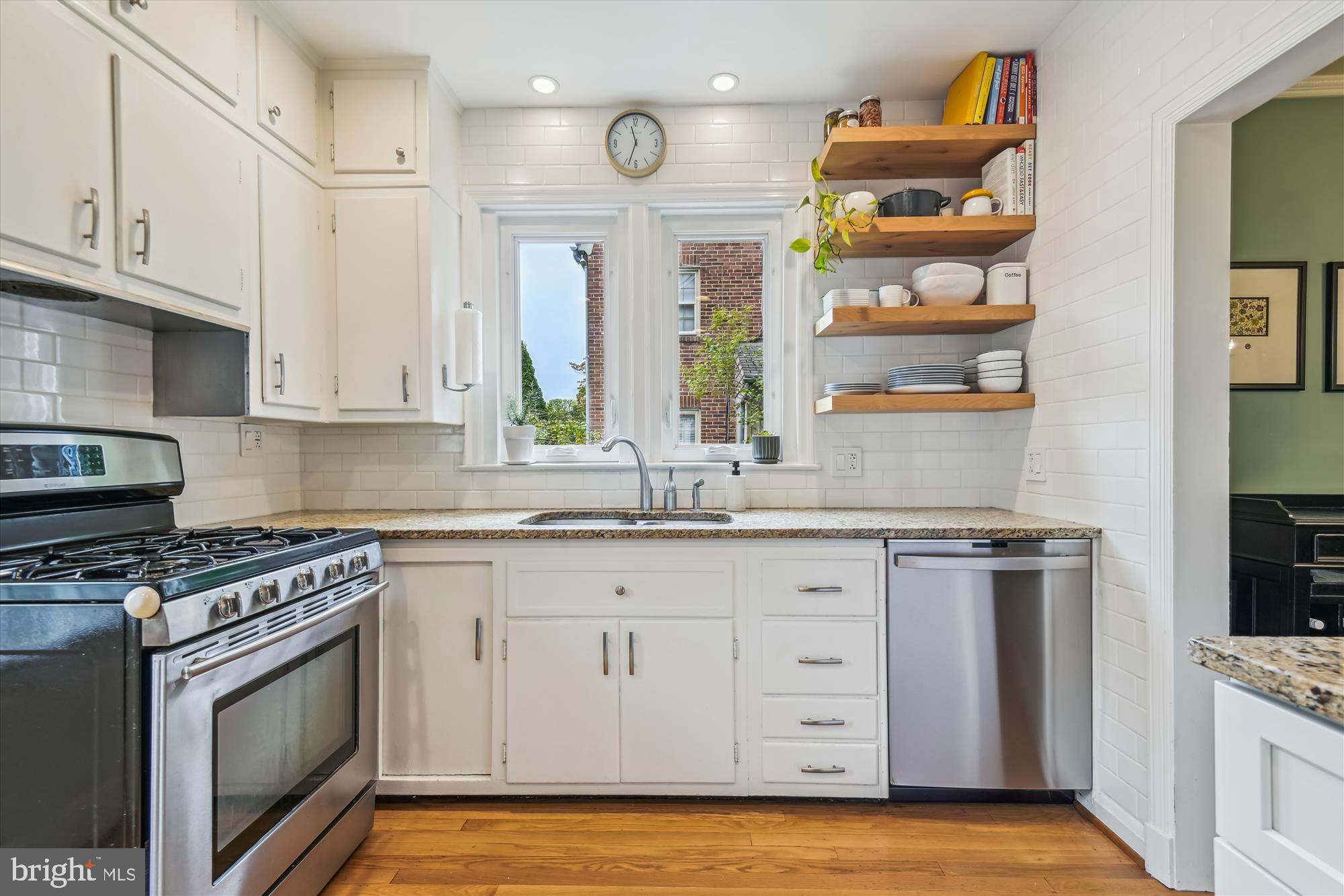 STONELEIGH - Residential