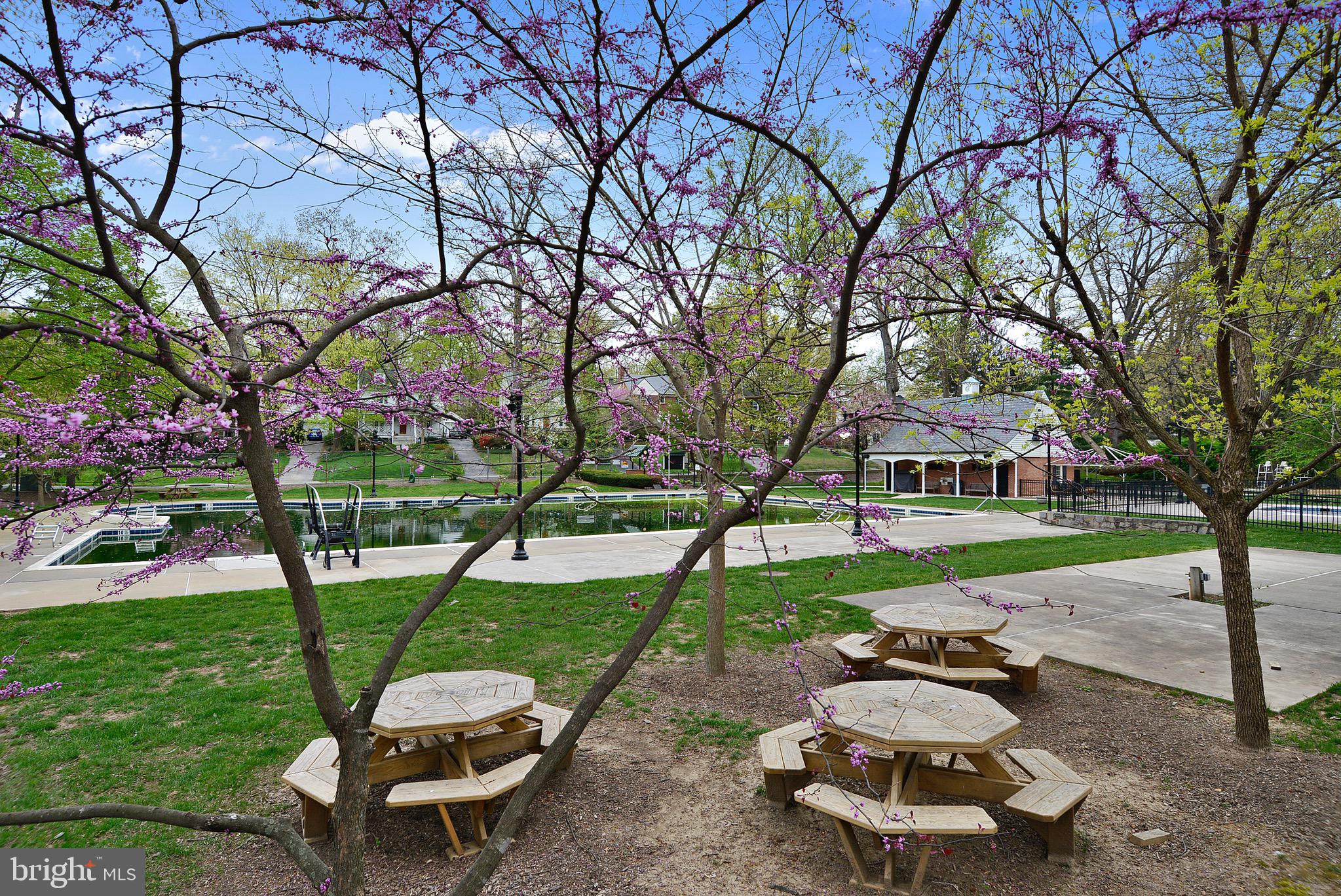 STONELEIGH - Residential