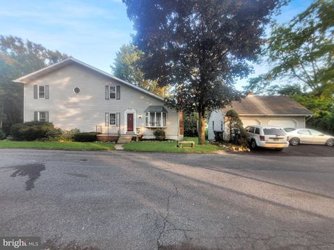 1710 ILLINGSWORTH STREET ALLENTOWN PA 18103