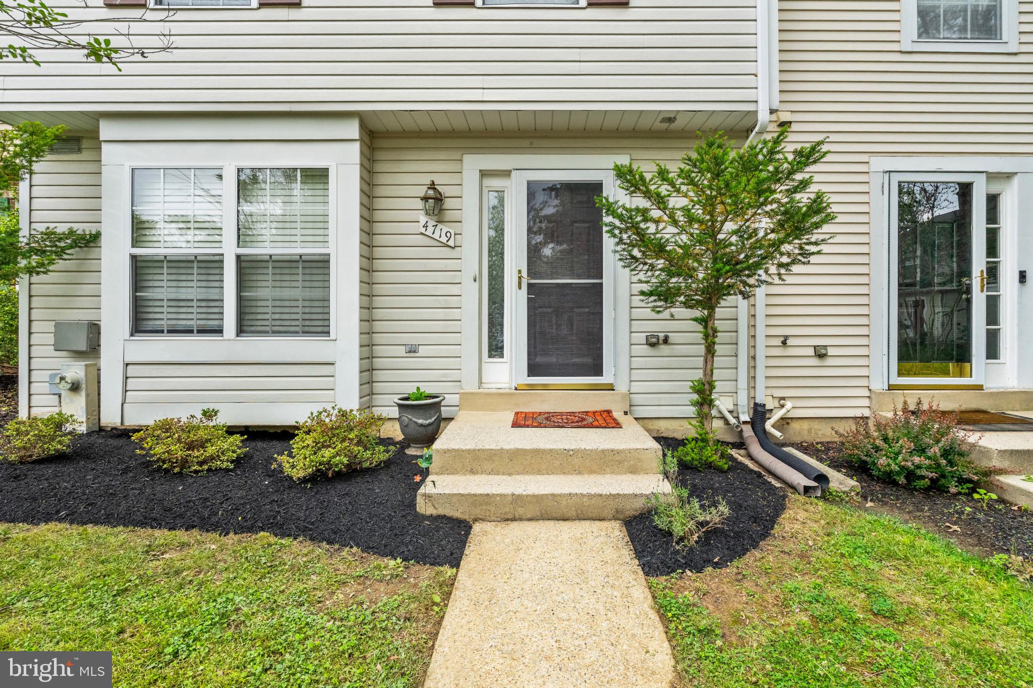 DORSEY HALL - Residential