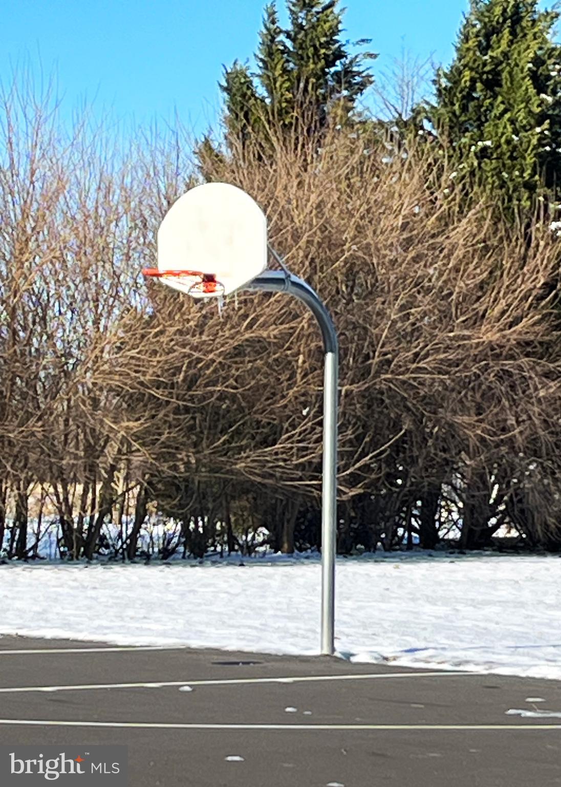 MILLINGTON - Residential