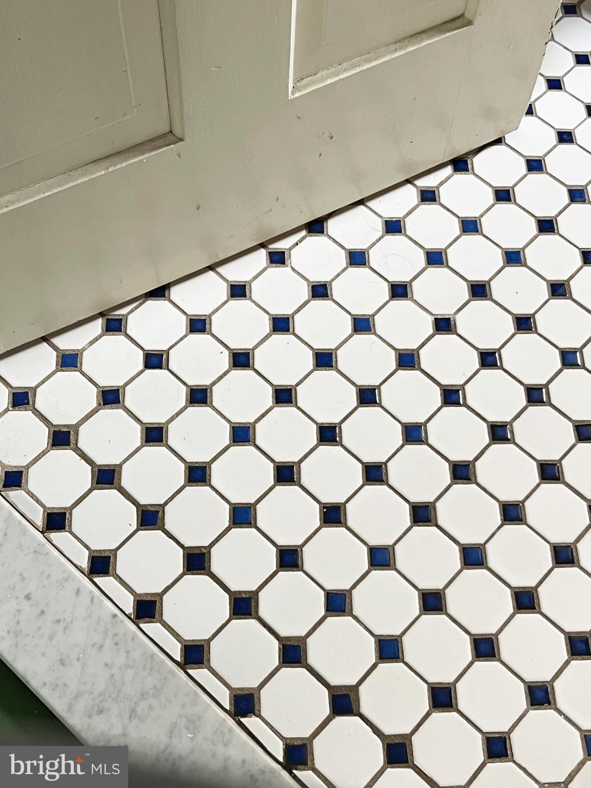 MILLINGTON - Residential