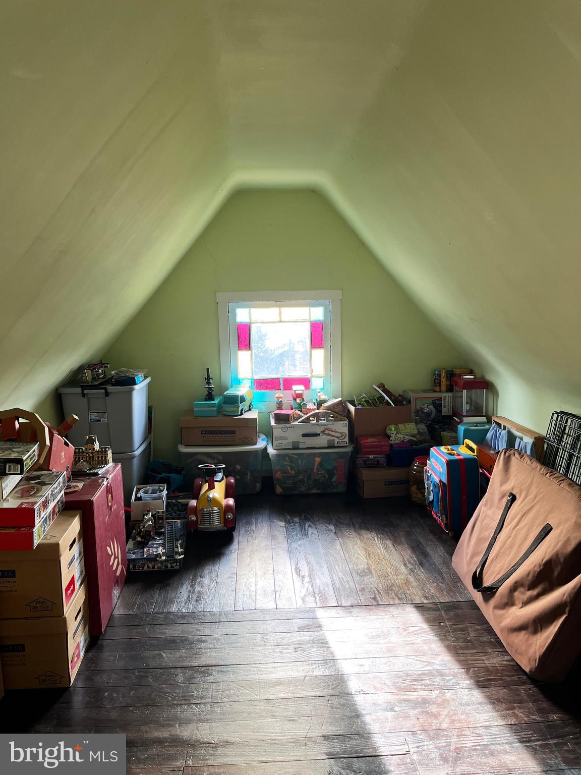 MILLINGTON - Residential