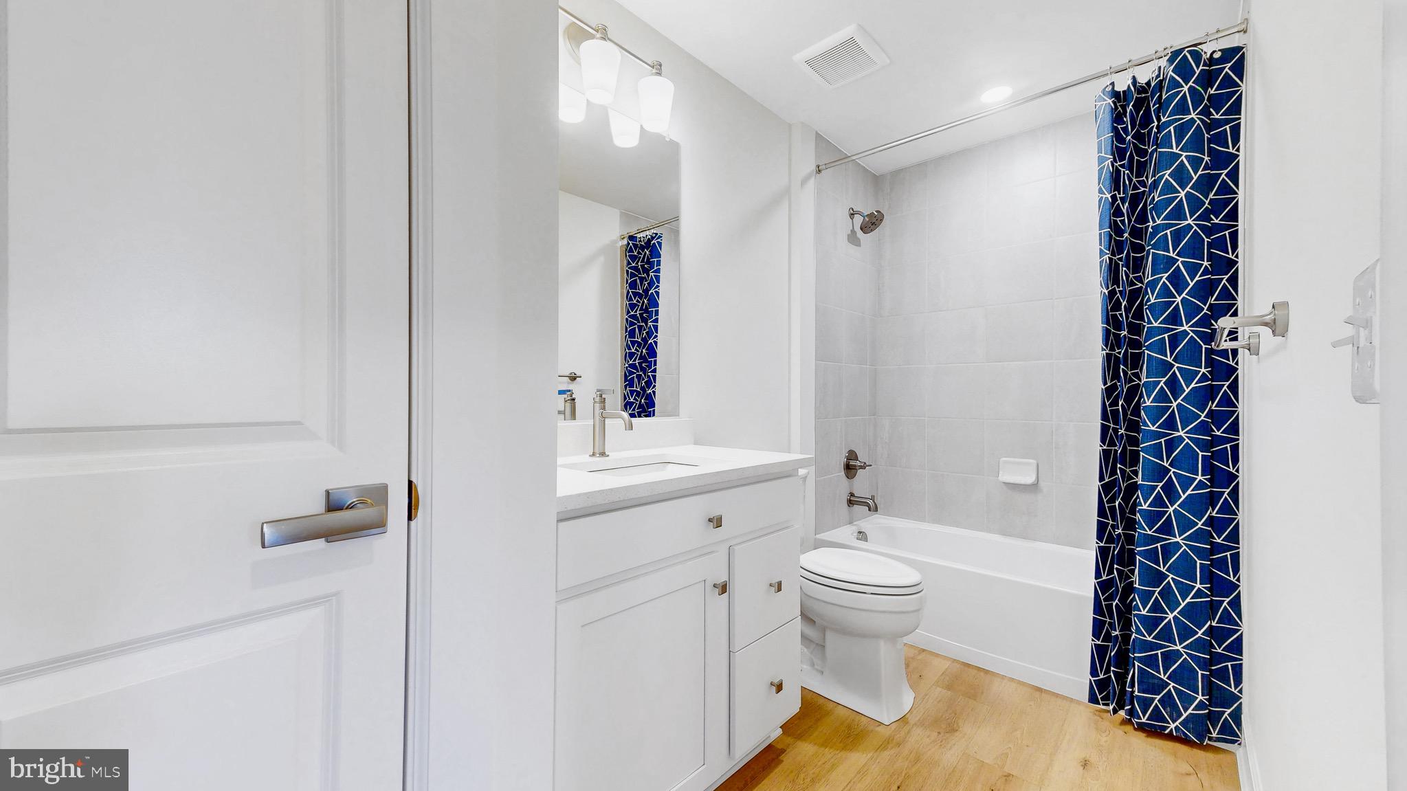 OSPREY POINT - Residential