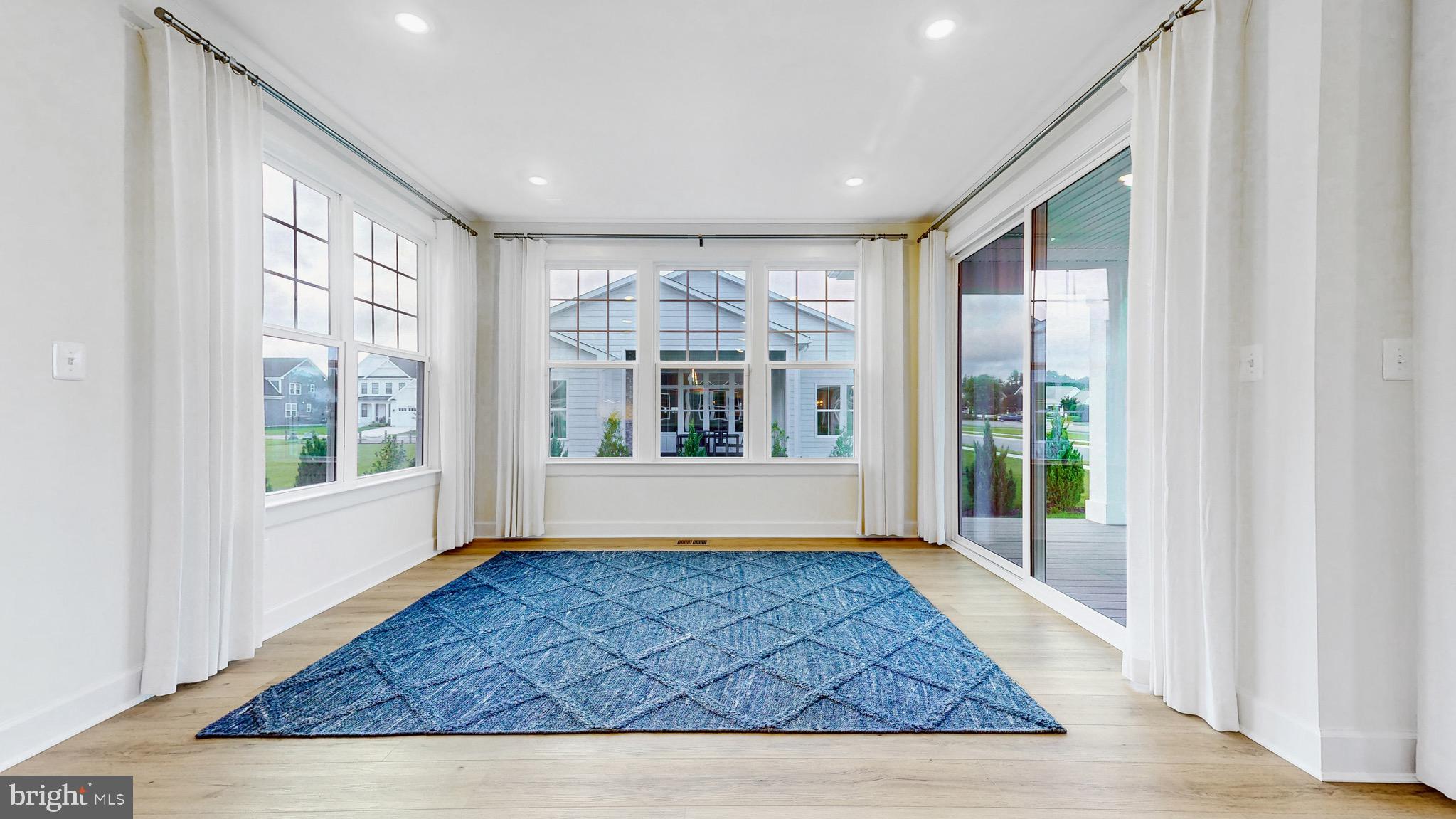 OSPREY POINT - Residential