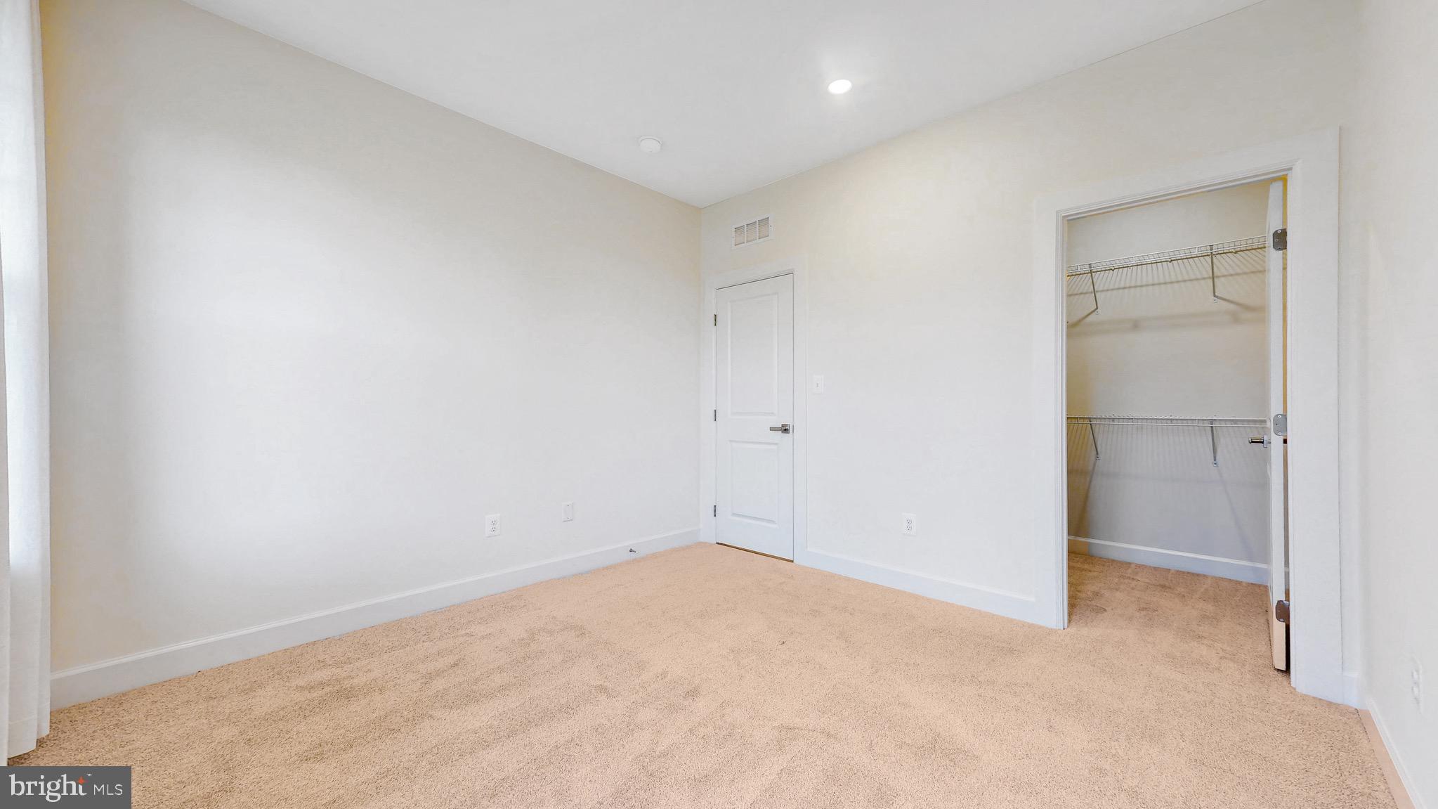 OSPREY POINT - Residential