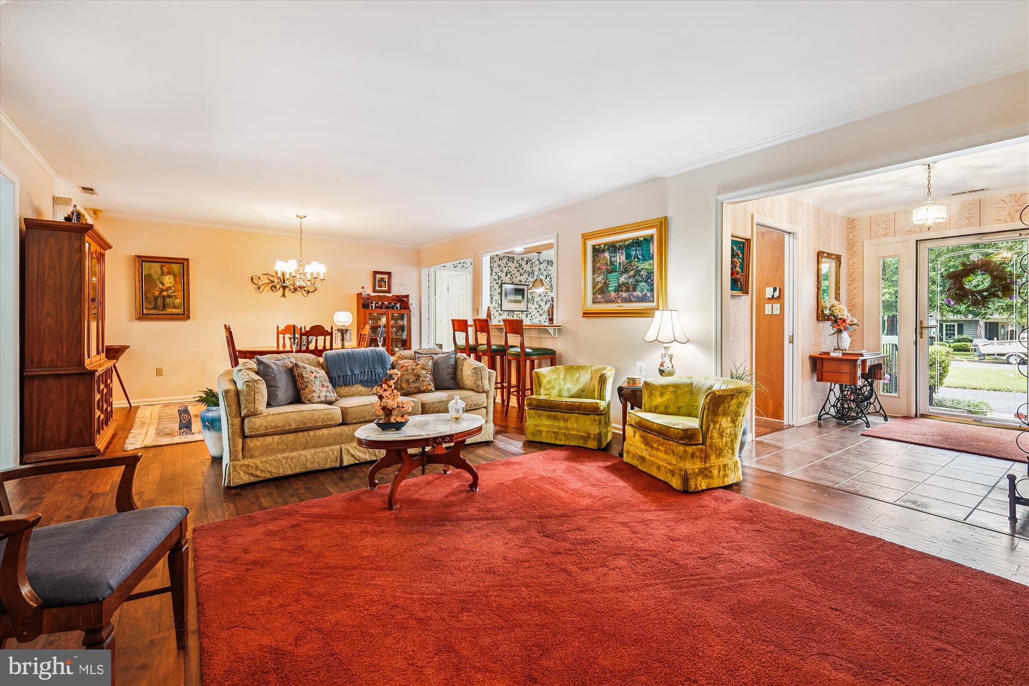 110 W OAK AVENUE