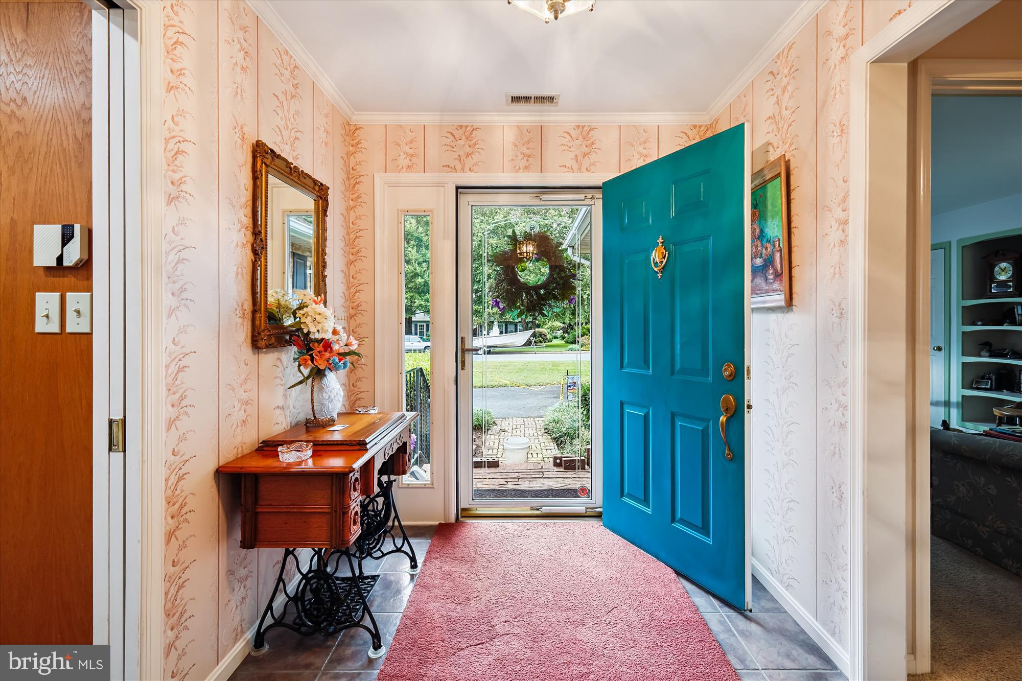 110 W OAK AVENUE